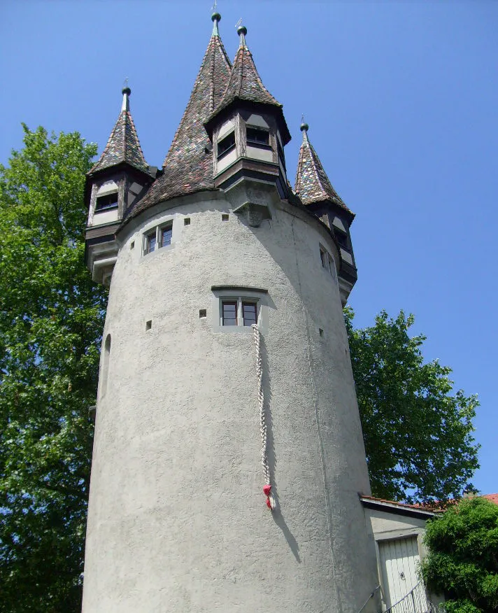Photo showing: Rapunzel-Zitat am Diebsthurm in Lindau (Bodensee)