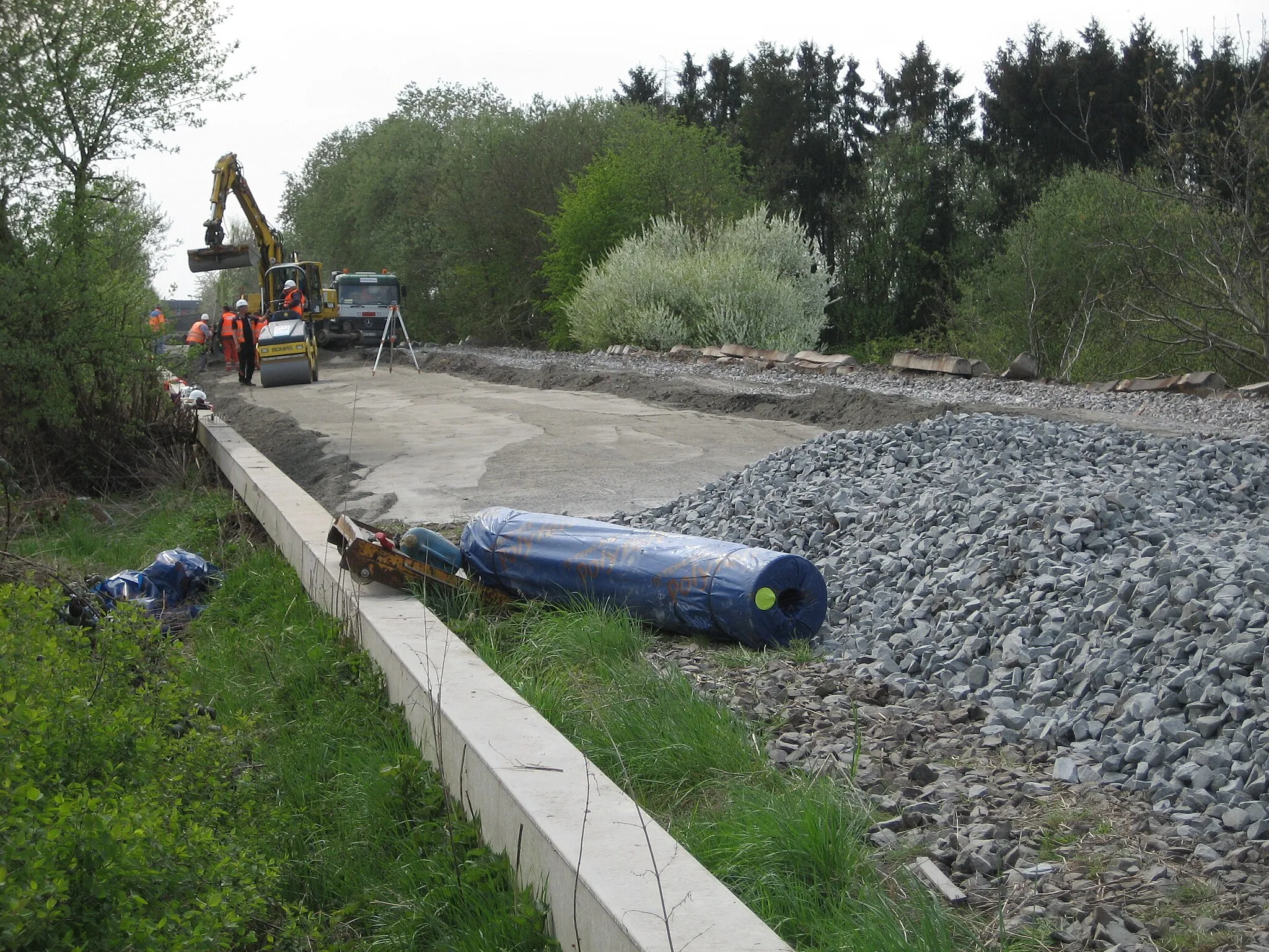 Photo showing: Erneuerung des Oberbaus der KBS635 bei Gießen-Rödgen