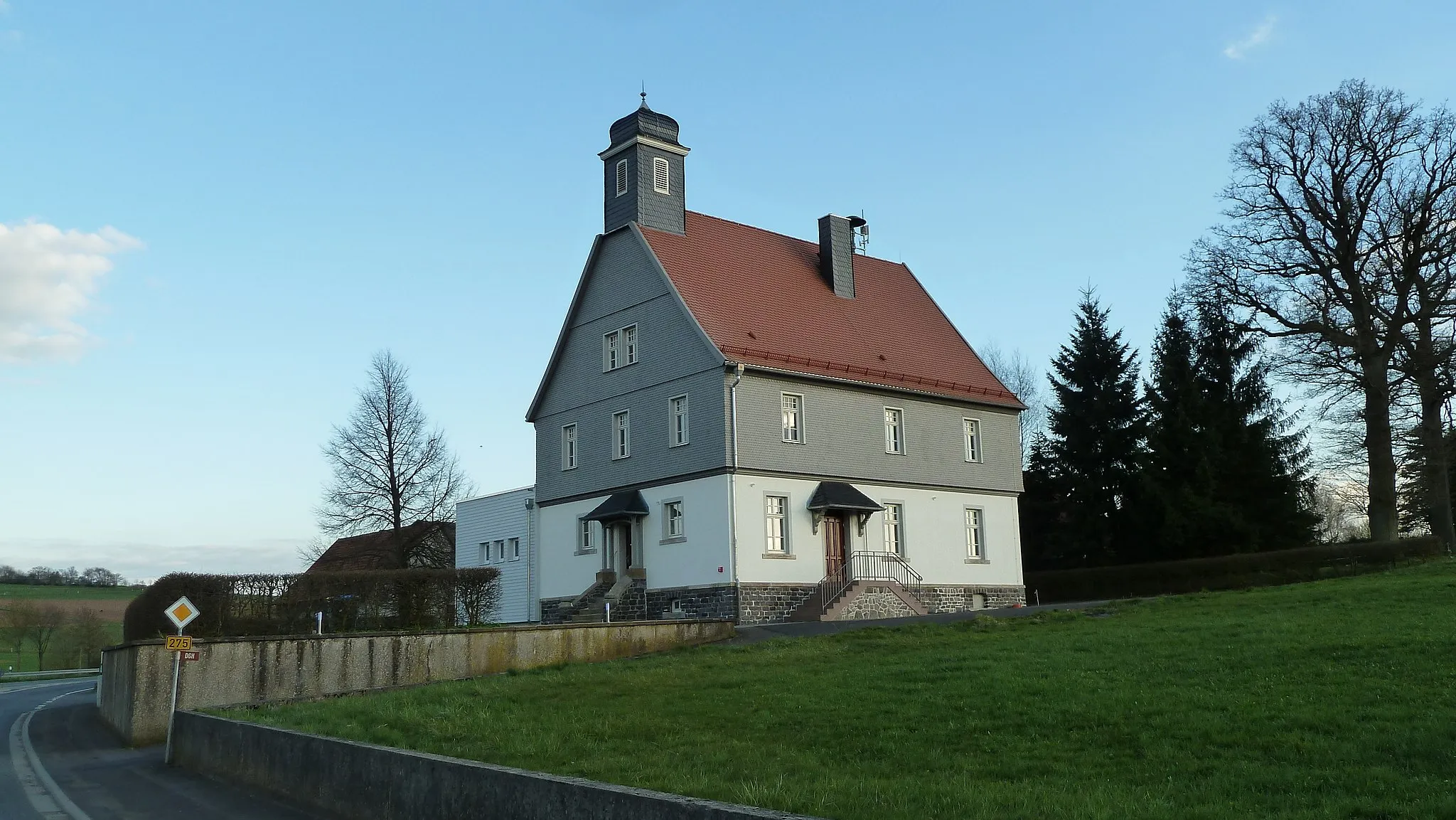 Photo showing: Dorfgemeinschaftshaus in Nösberts (Ehemalige Schule)