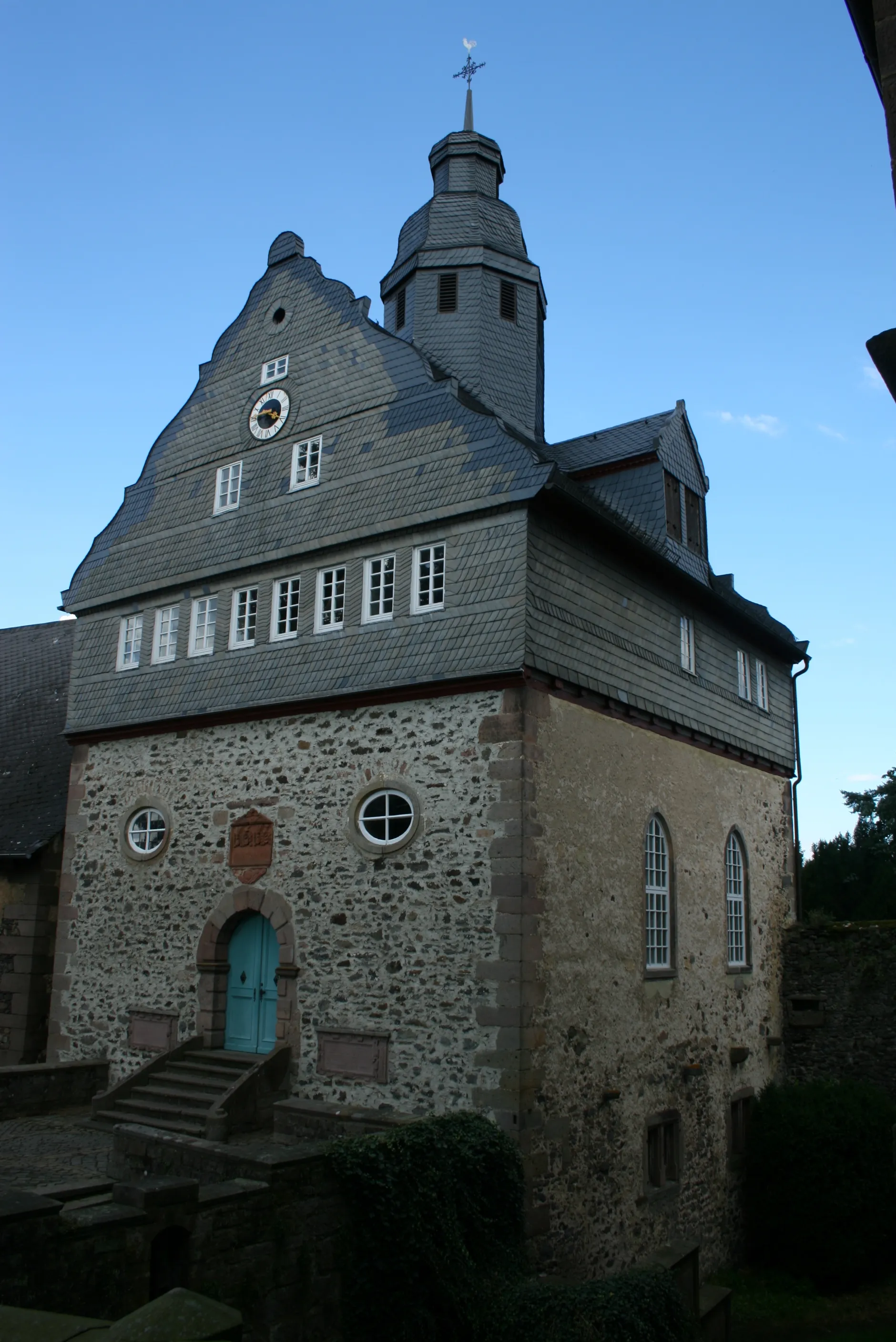 Photo showing: Schloss Eisenbach bei Lauterbach im mittelhessischen Vogelsberg: Kirche