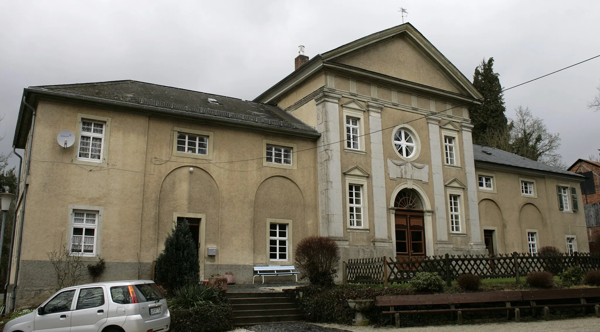 Photo showing: Ehemaliger Marstall der Burg Waldmannshausen in Elbgrund, Deutschland