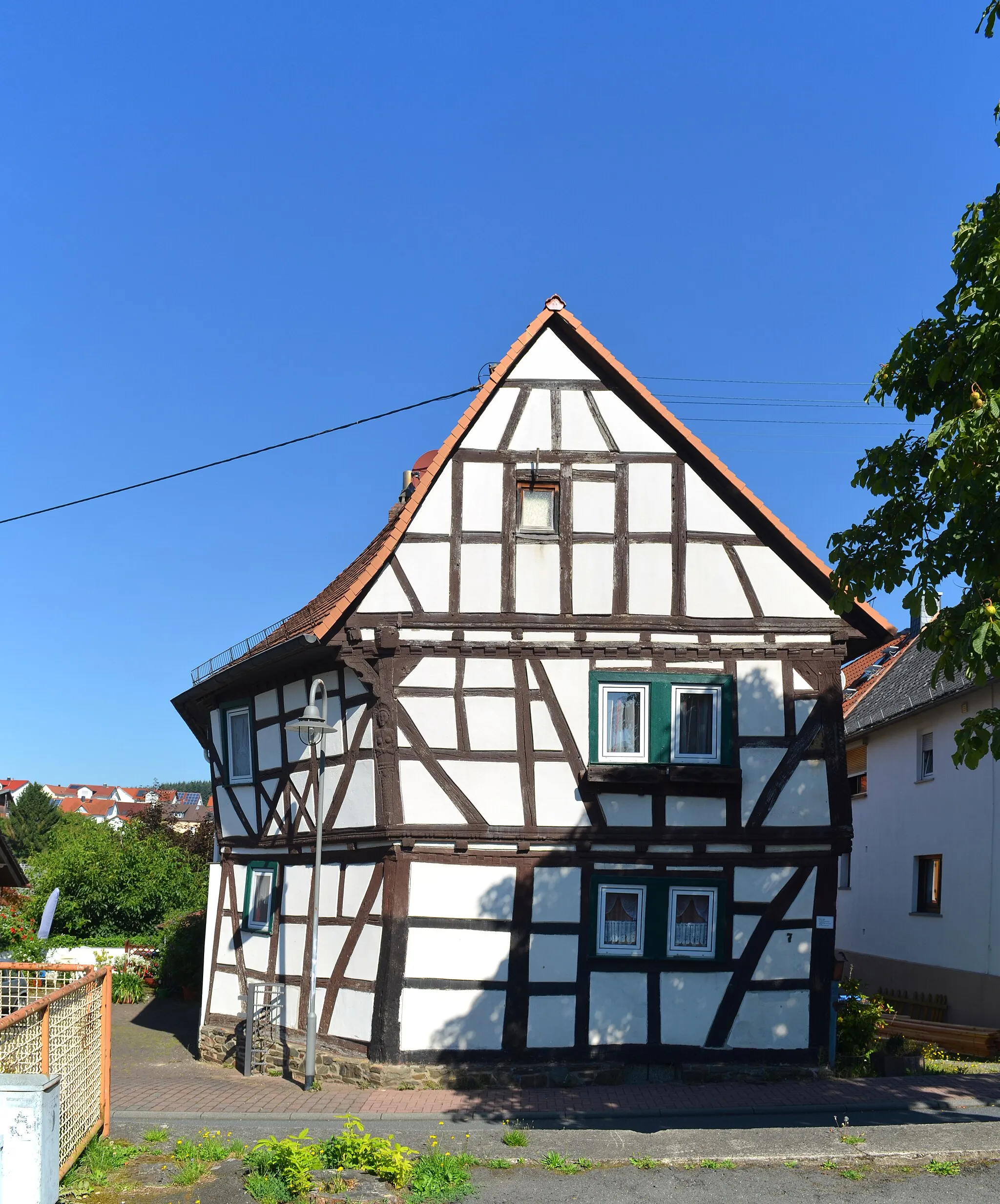 Photo showing: Grävenwiesbach, Schulstraße 7