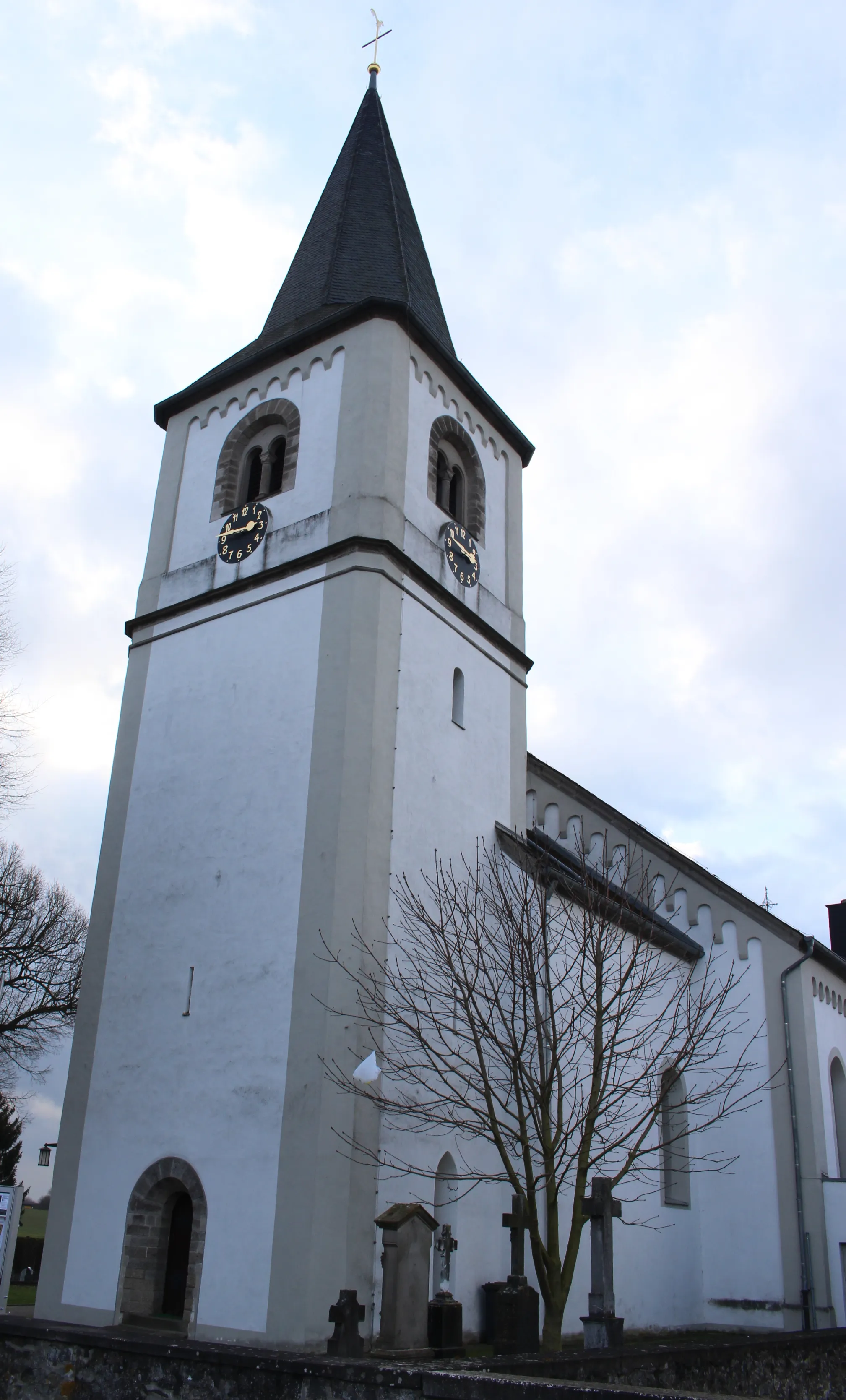 Photo showing: Kirchturm in Hadamar-Oberweyer, Deutschland