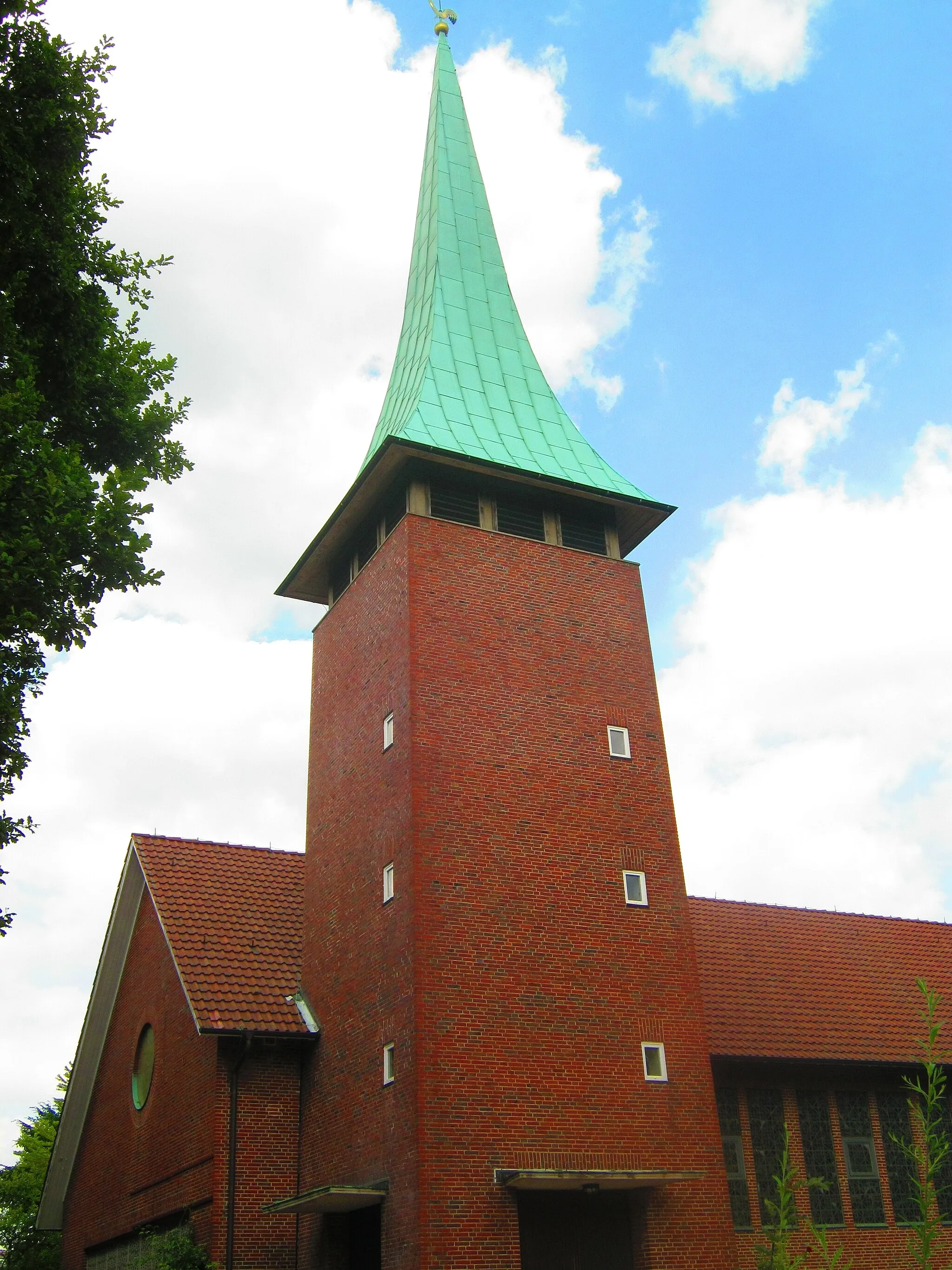 Photo showing: Auferstehungskirche in Hamburg-Marmstorf.