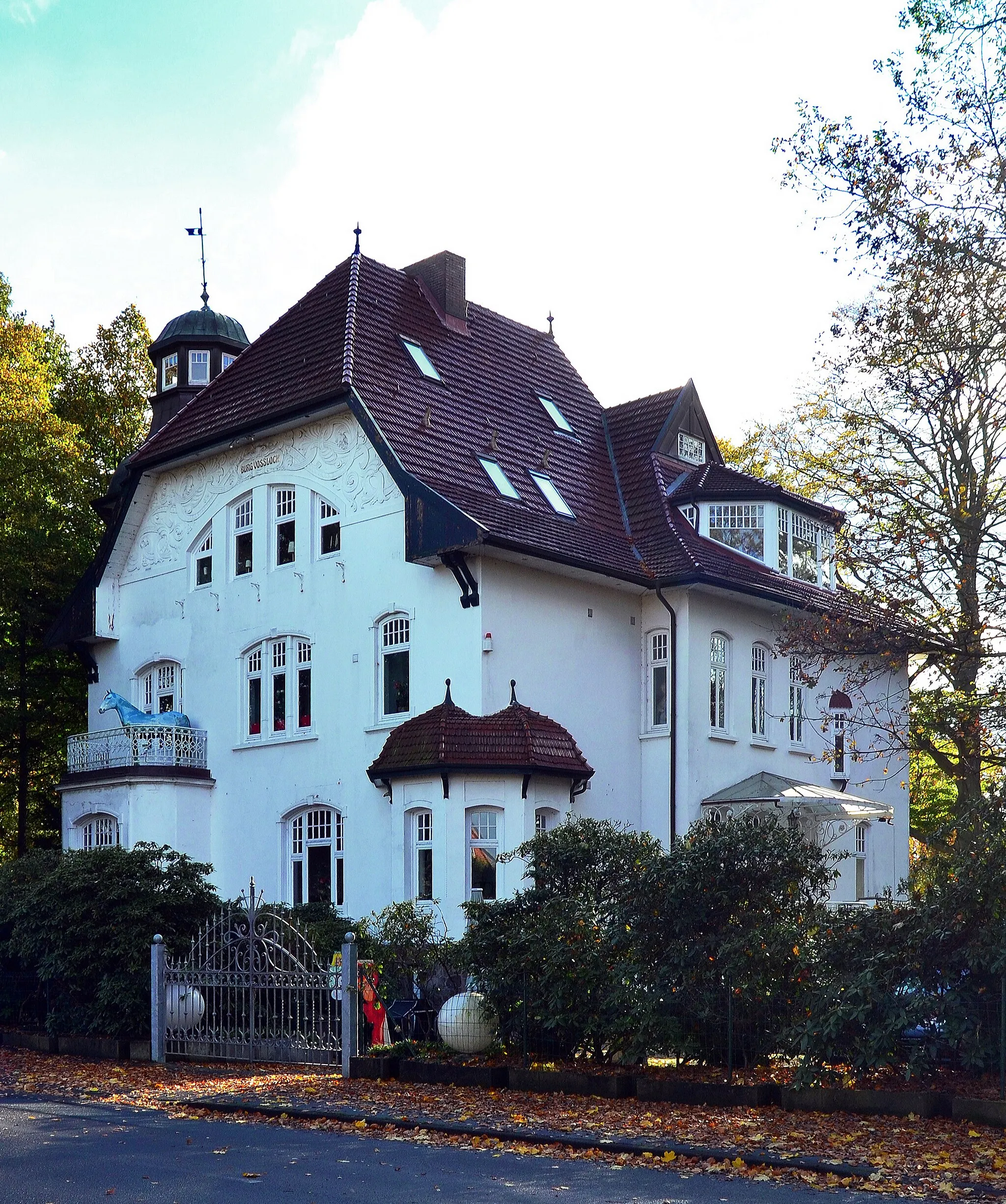 Photo showing: Die  Jugendstilvilla Sesiani „Burg Vossloch“ in Bockhold-Hanredder