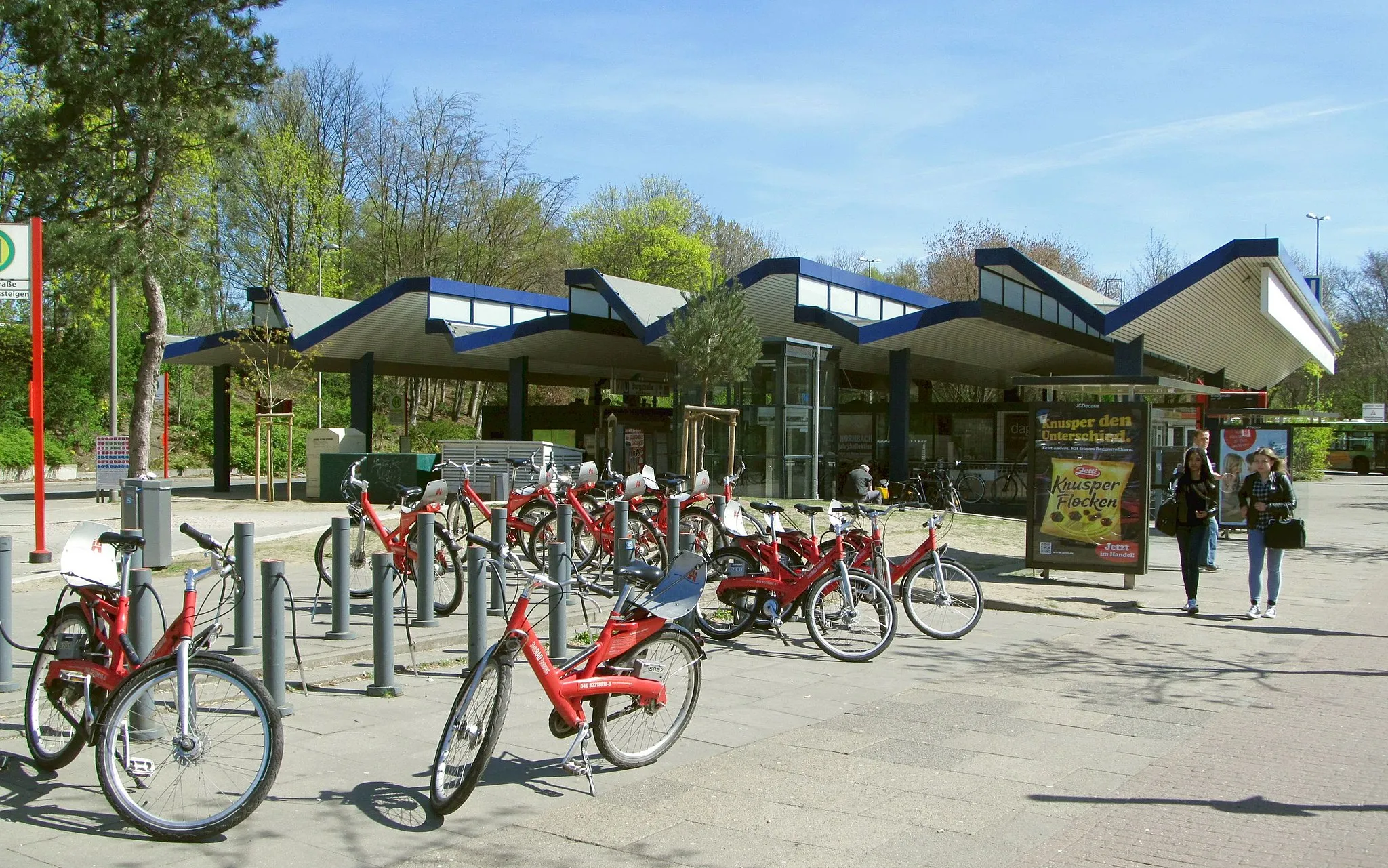 Photo showing: U-Bahnhof Burgstraße in Hamburg-Hamm, Ansicht von Westen