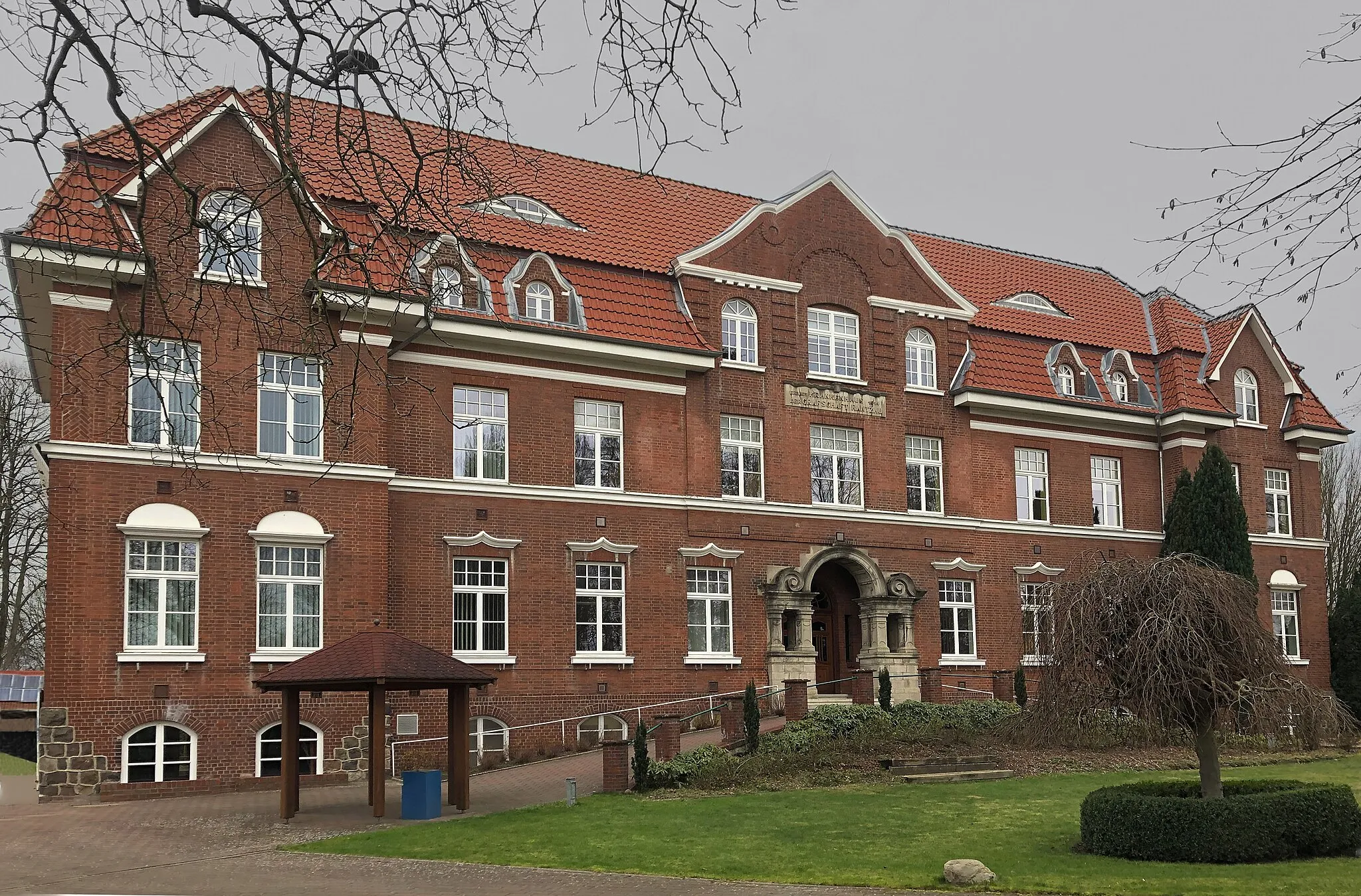 Photo showing: Barmstedt (Germany) – Düsterlohe 5 – Former Hospital  –  Built 1914-16