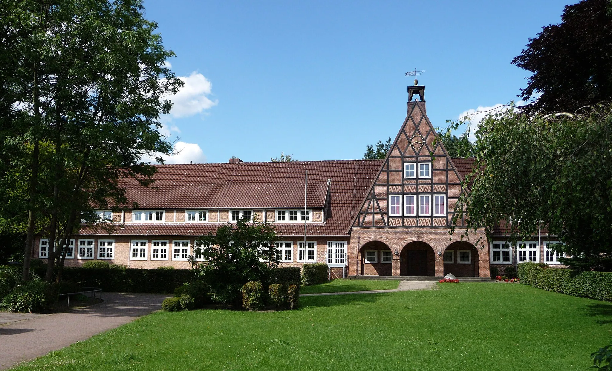 Photo showing: Grundschule (Peter-Lunding-Schule) in Hasloh, erbaut 1950
