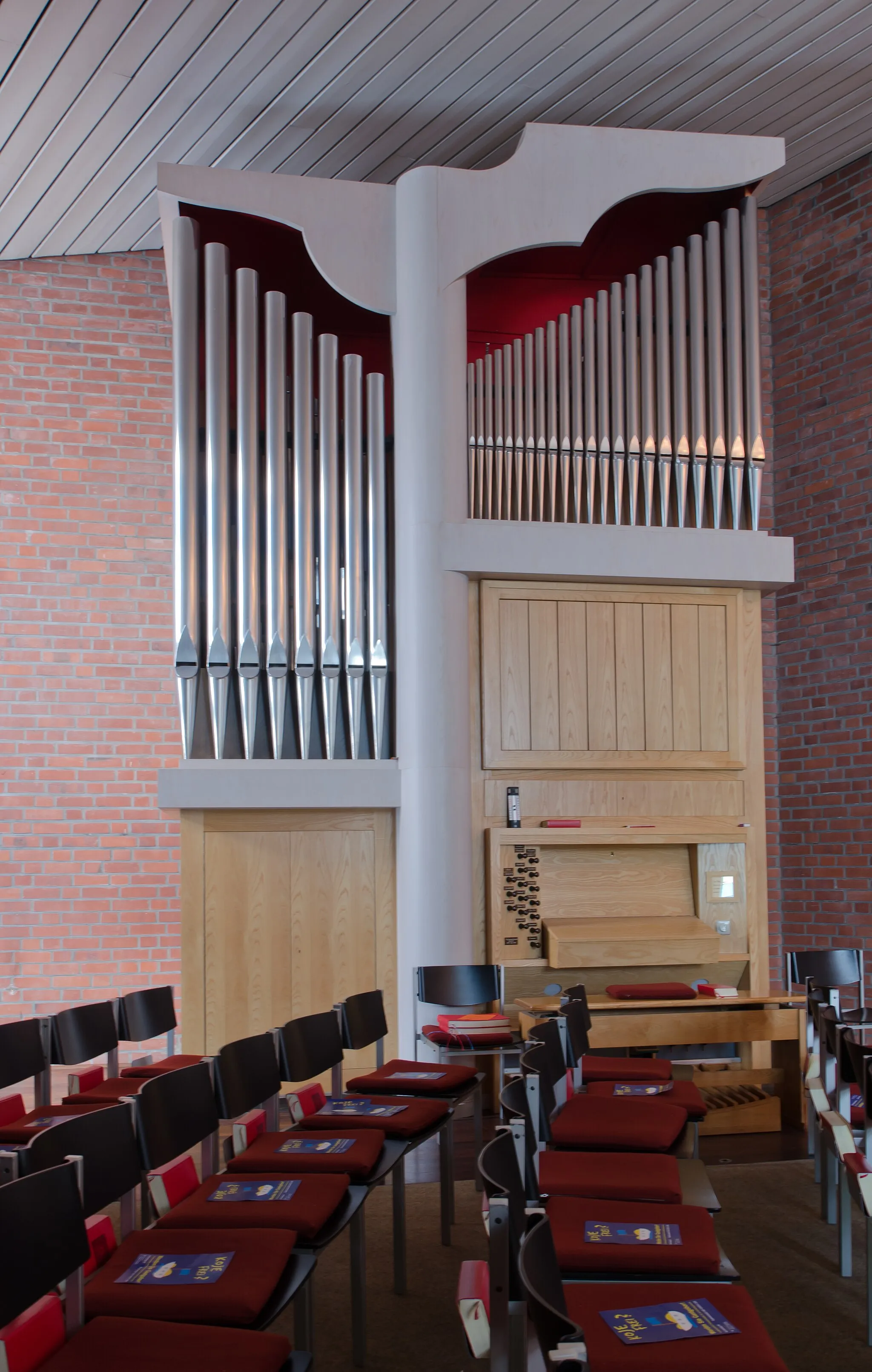 Photo showing: Auferstehungskirche Braak Orgel