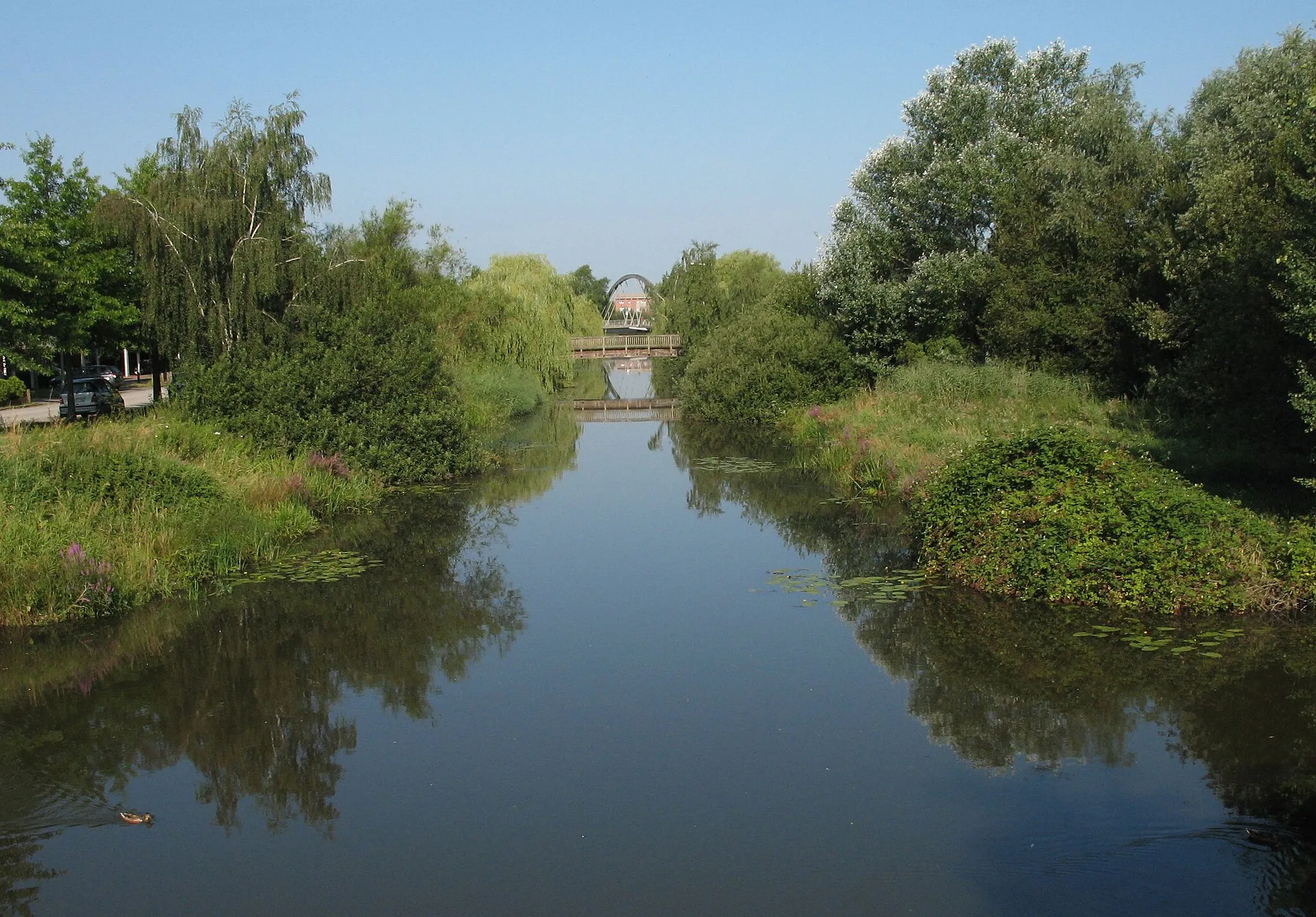 Photo showing: Town canal in Hamburg-Allermöhe, Germany