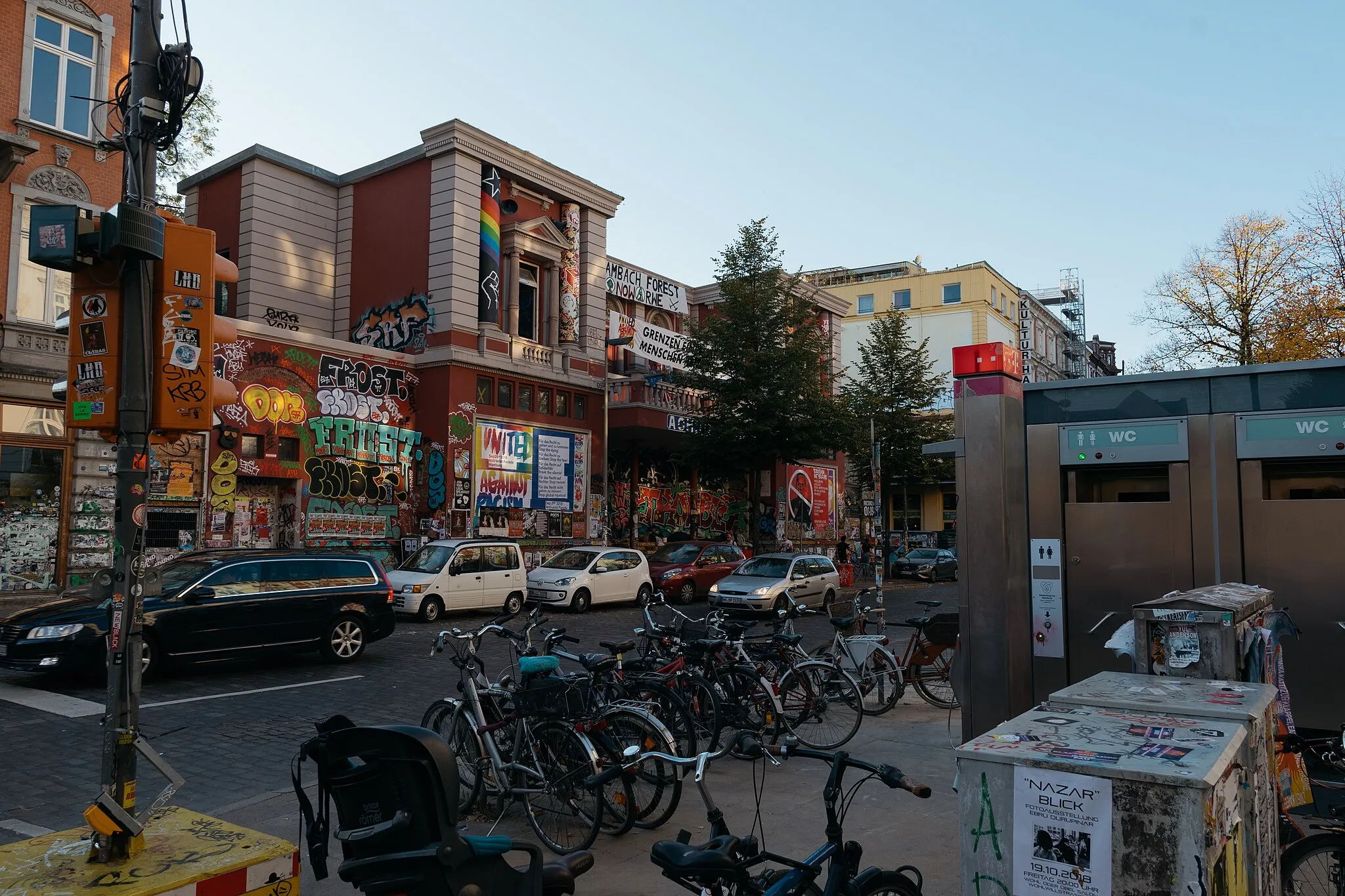 Photo showing: The Rote Flora in Hamburg-Sternschanze