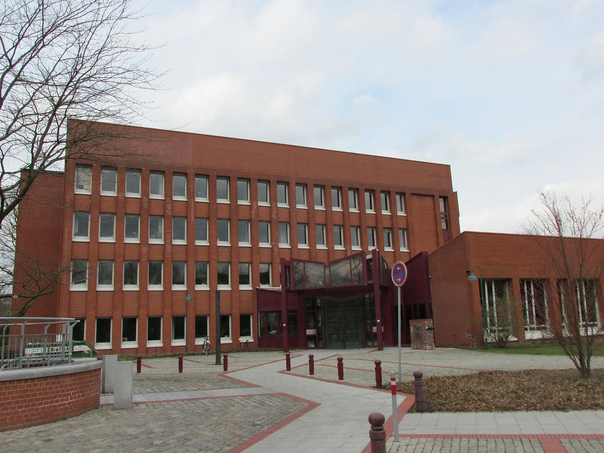 Photo showing: Courthouse Amtsgericht Norderstedt, Norderstedt, Germany