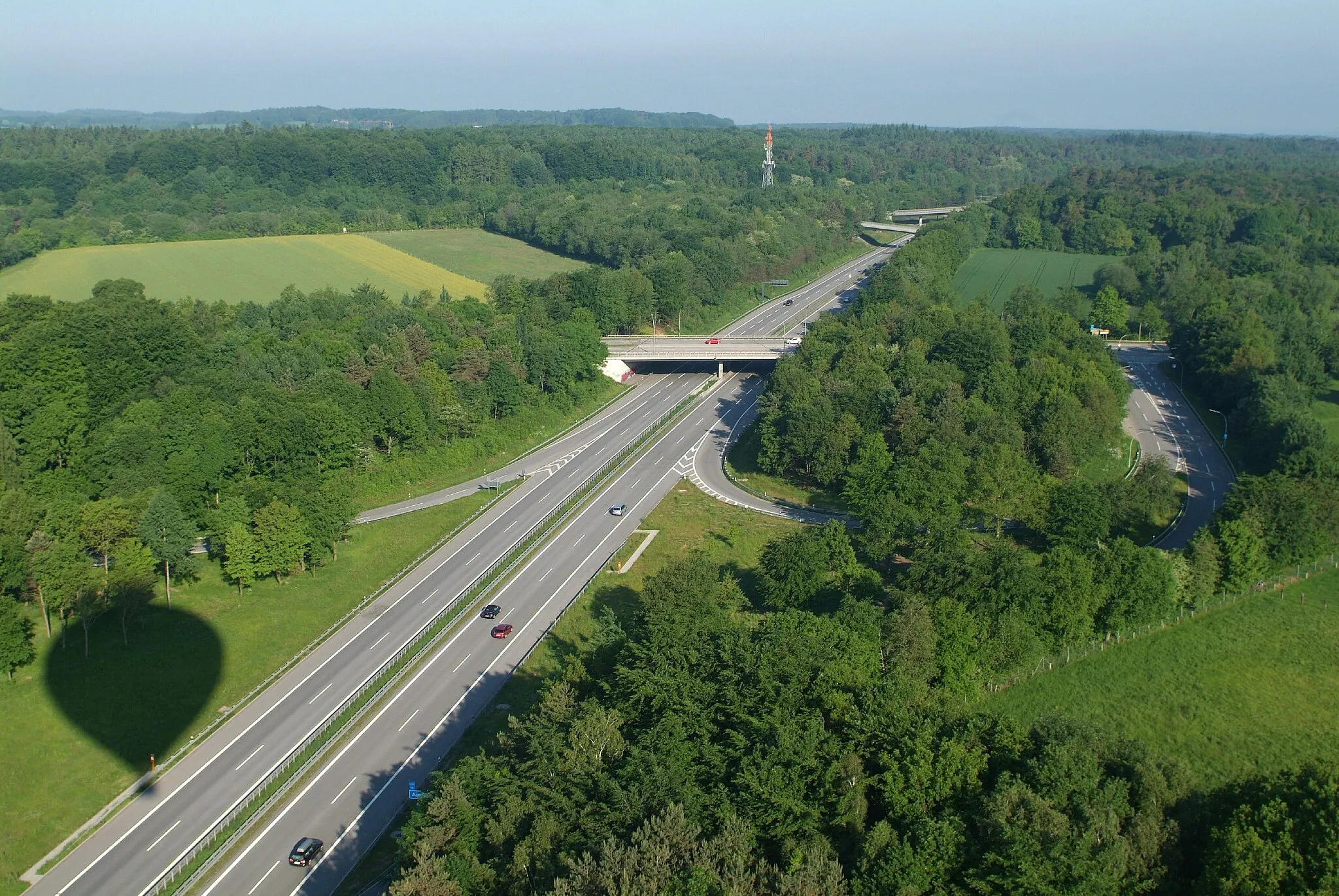 Photo showing: Projekt Heißluftballon. Bundesautobahn 7, Anschlussstelle Marmstorf