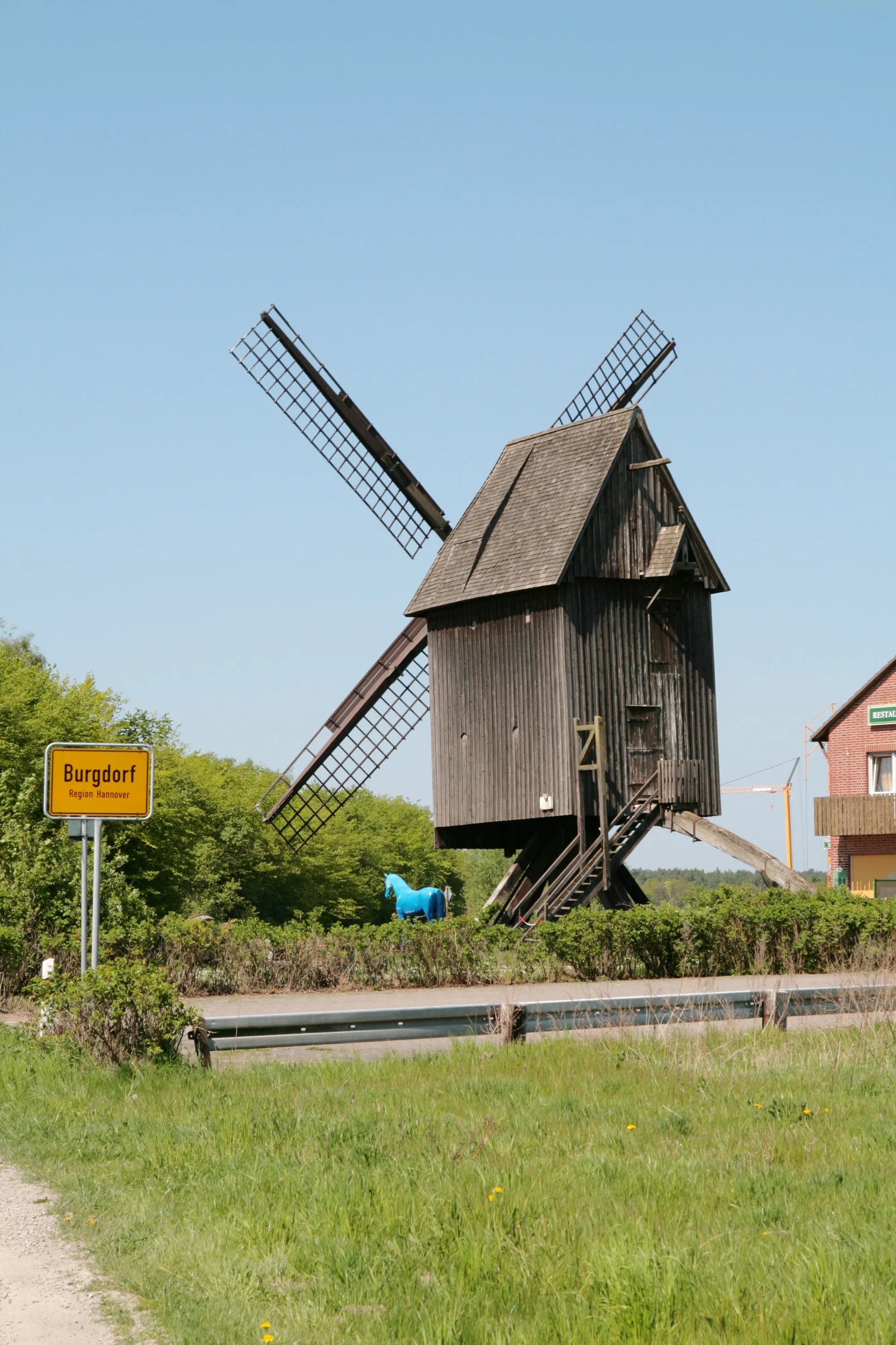 Photo showing: Bockwindmühle vor Sorgensen (Burgdorf), Niedersachsen, Deutschland.