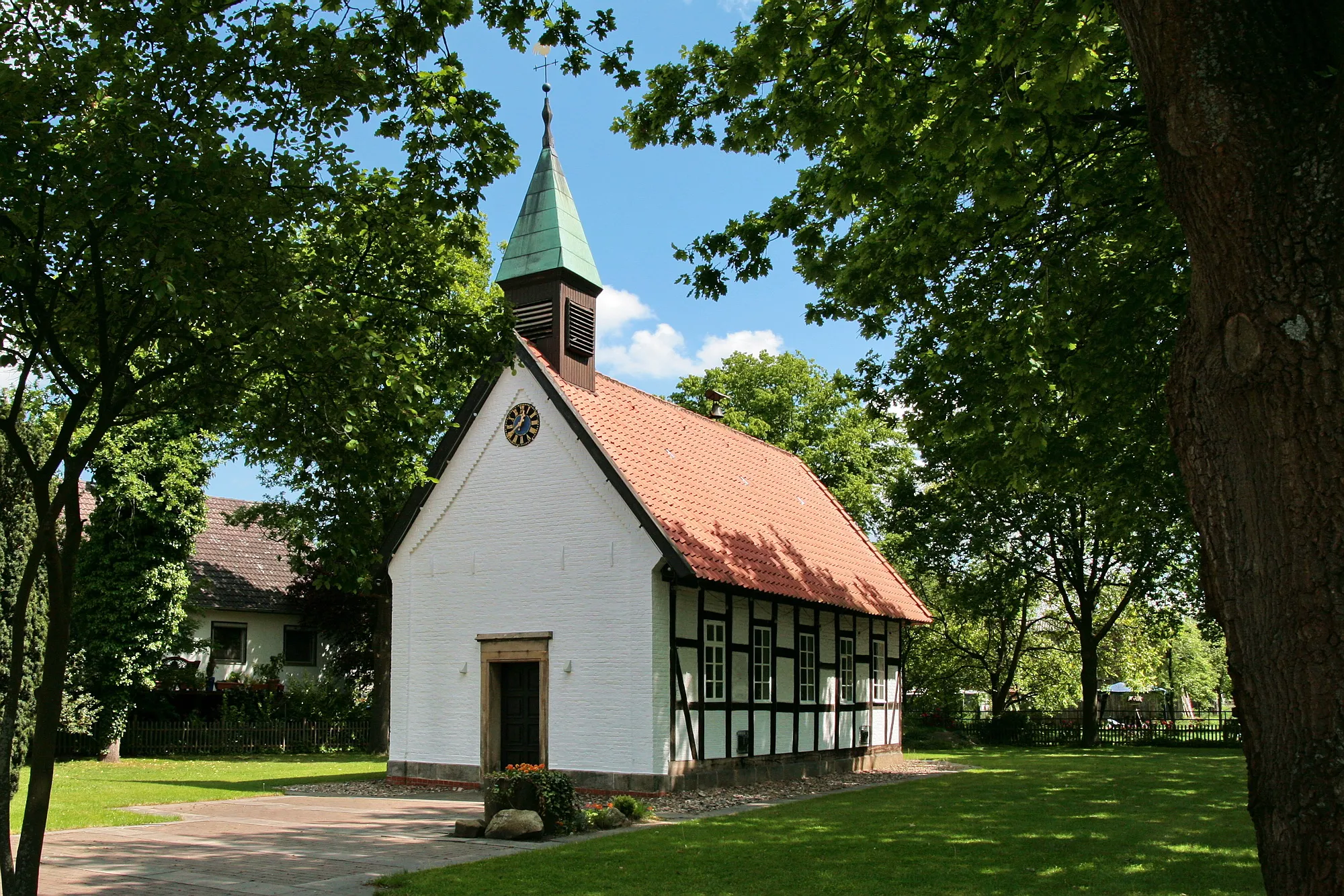 Photo showing: Fachwerkkapelle von 1693 in Negenborn (Wedemark), Niedersachsen