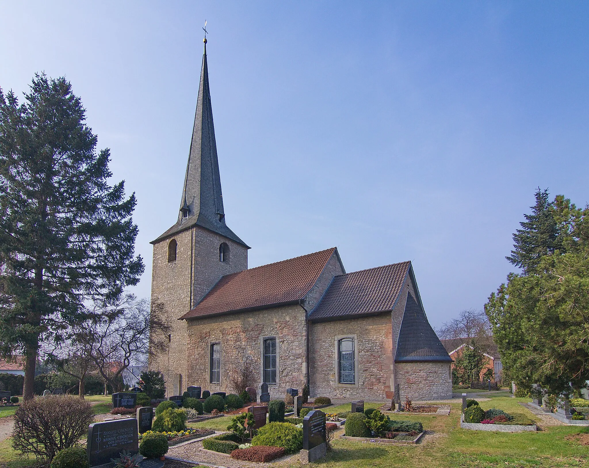Photo showing: St.Michaelis-Kirche in Burgstemmen (Nordstemmen), Niedersachsen, Deutschland.