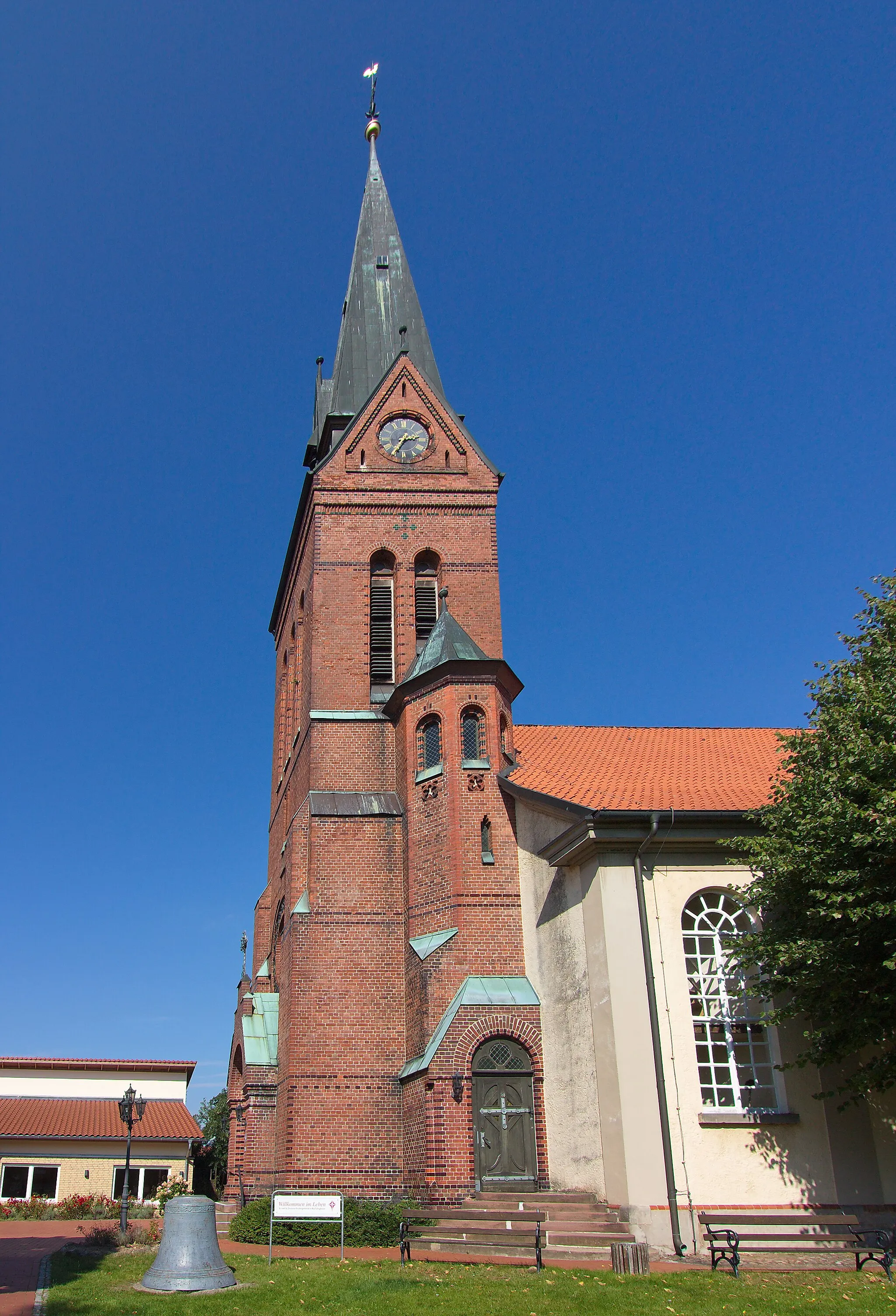 Photo showing: St.-Dionysius-Kirche in Bad Fallingbostel, Niedersachsen, Deutschland