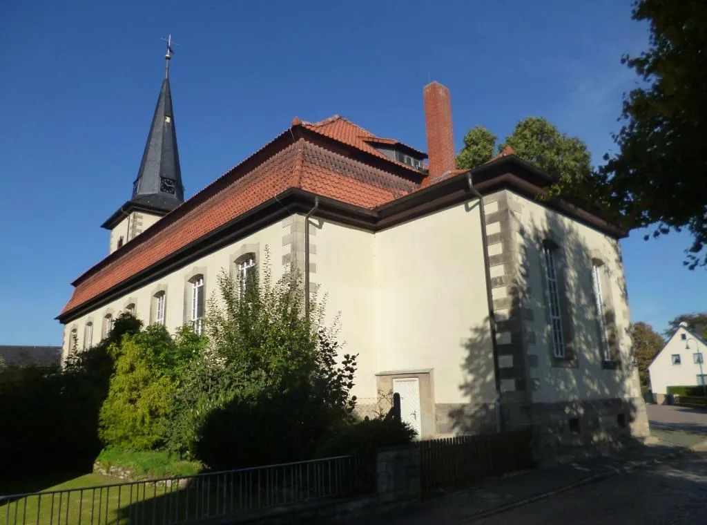 Photo showing: Banteln, church