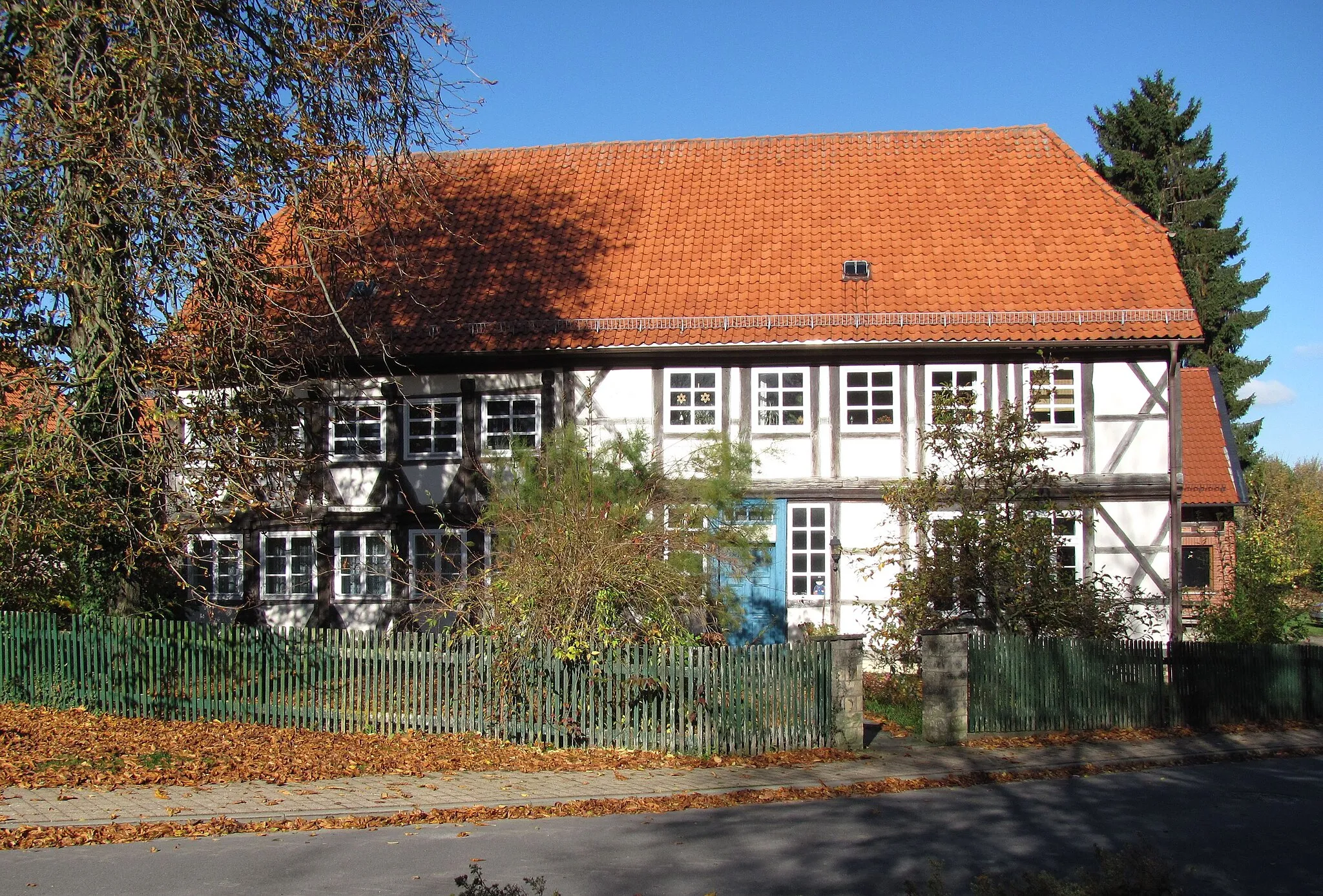 Photo showing: Parsonage, Wrisbergholzen near Hildesheim, Lower Saxony, Germany