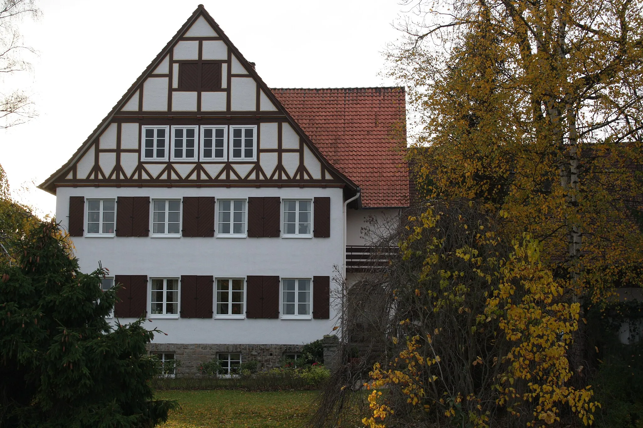 Photo showing: Bauernhaus am Ortseingang von Reinsdorf, Gemeinde Apelern, Deutschland