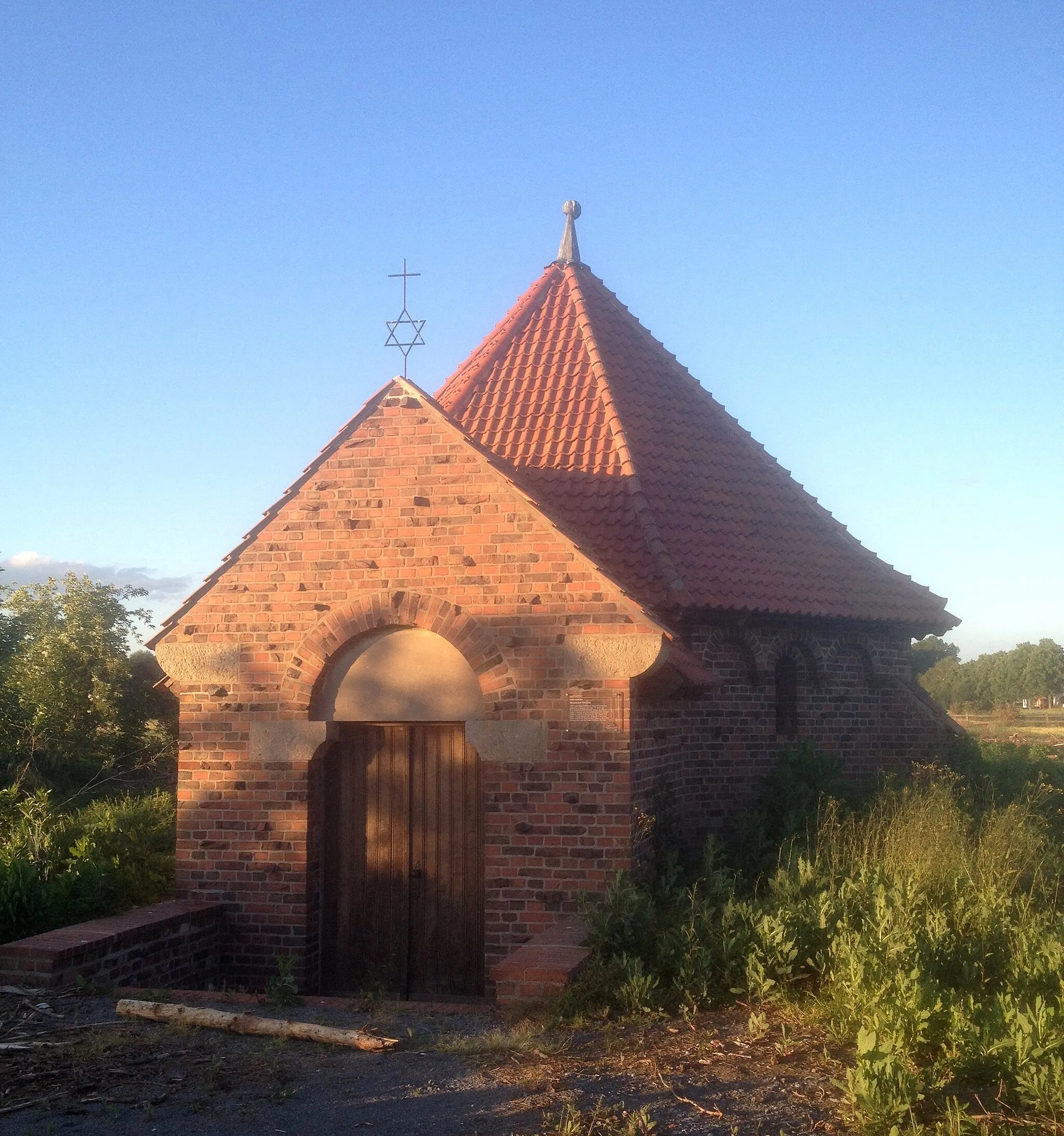 Photo showing: Mausoleum Ottensen