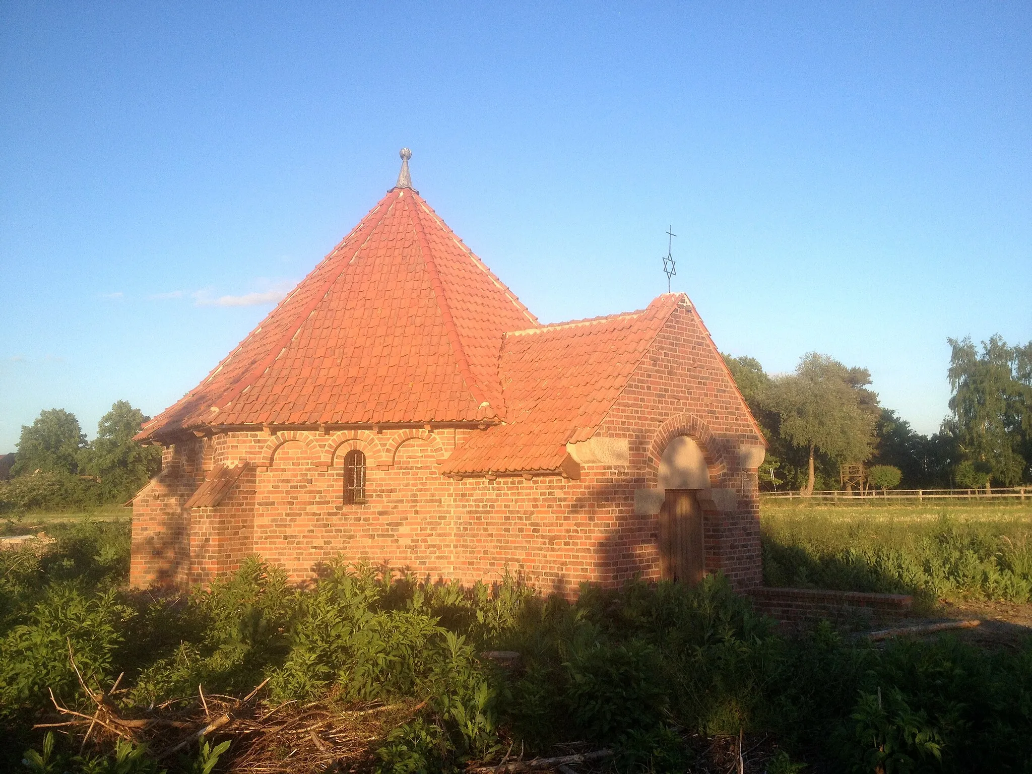 Photo showing: Mausoleum Ottensen