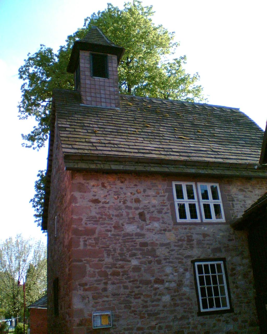 Photo showing: Die Kapelle in Scharfoldendorf