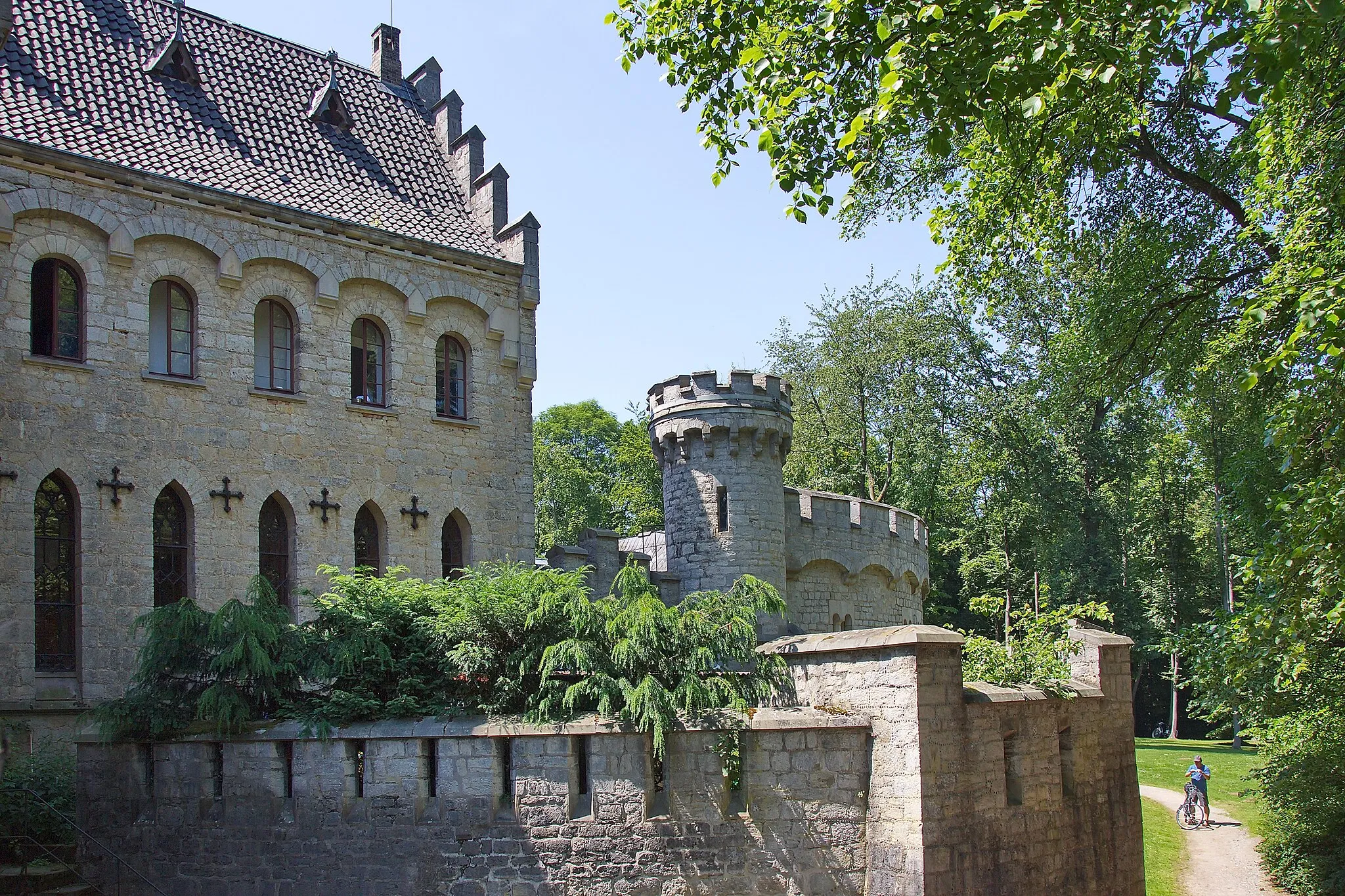 Photo showing: Schloss Marienburg ließ König Georg V. von Hannover von 1857 bis 1867 auf dem Marienberg südwestlich von Schulenburg errichten