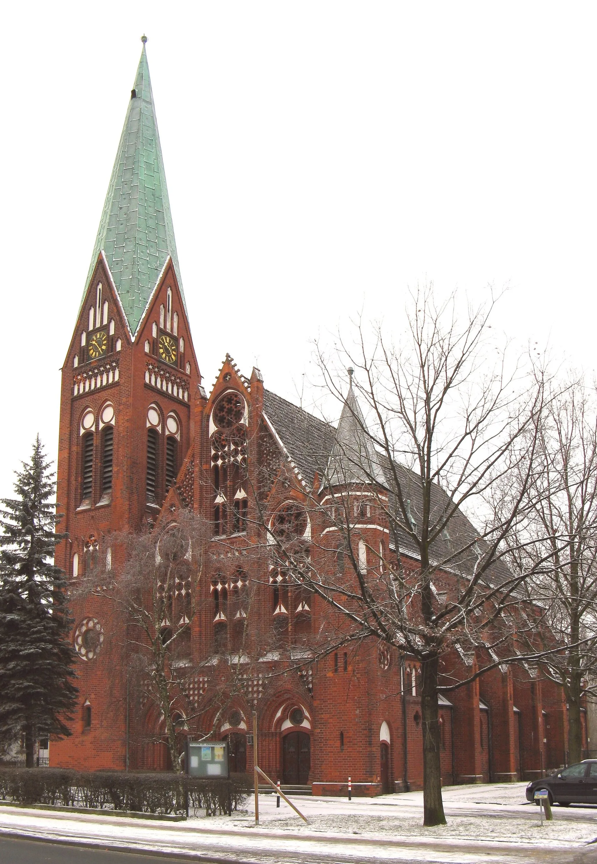 Photo showing: Church "St. Johannis" in Hannover-Misburg (Germany, Lower Saxony)