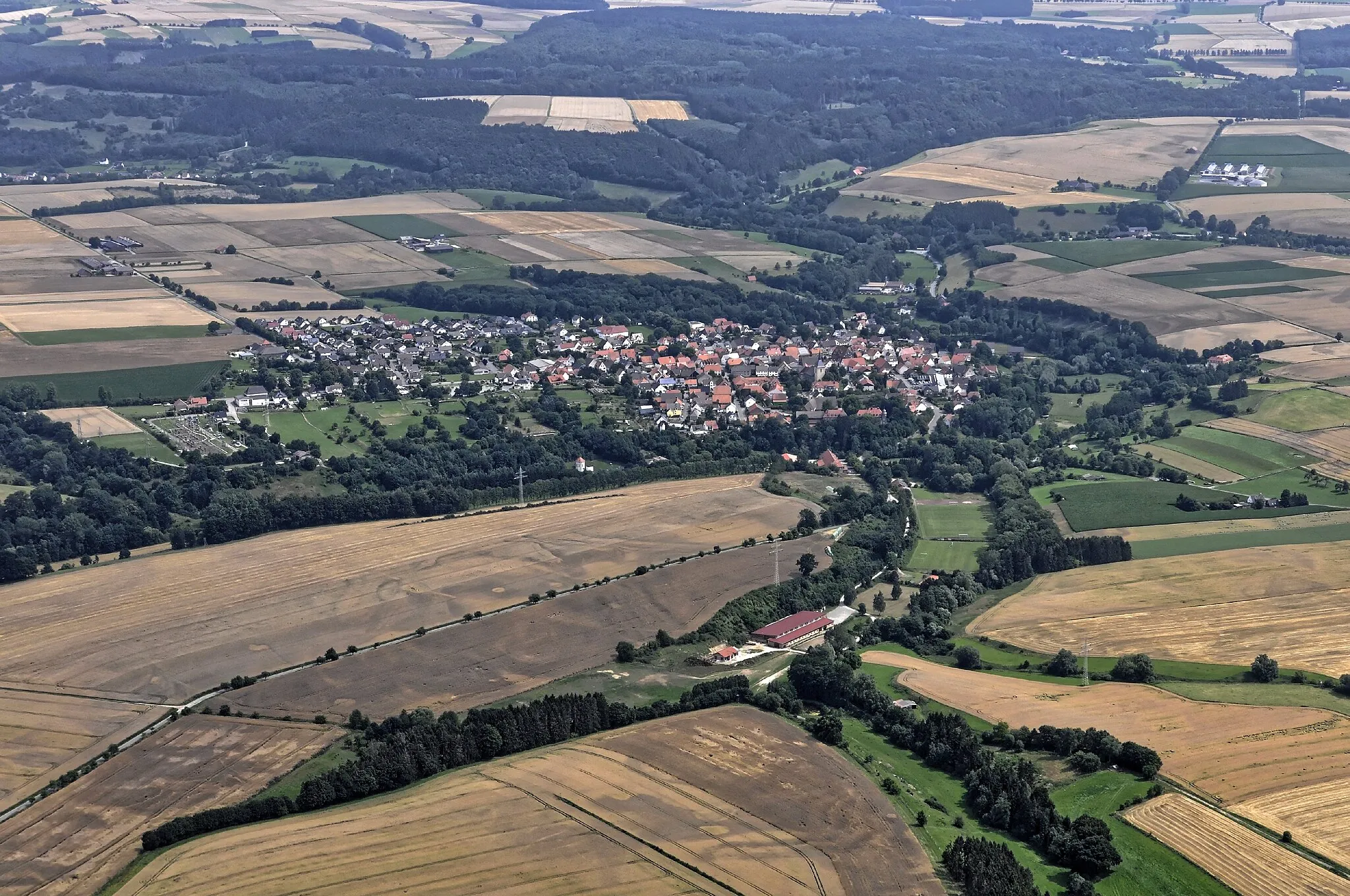 Photo showing: Bilder vom Flug Nordholz-Hammelburg 2015: Borgholz, Blick von Nordwesten