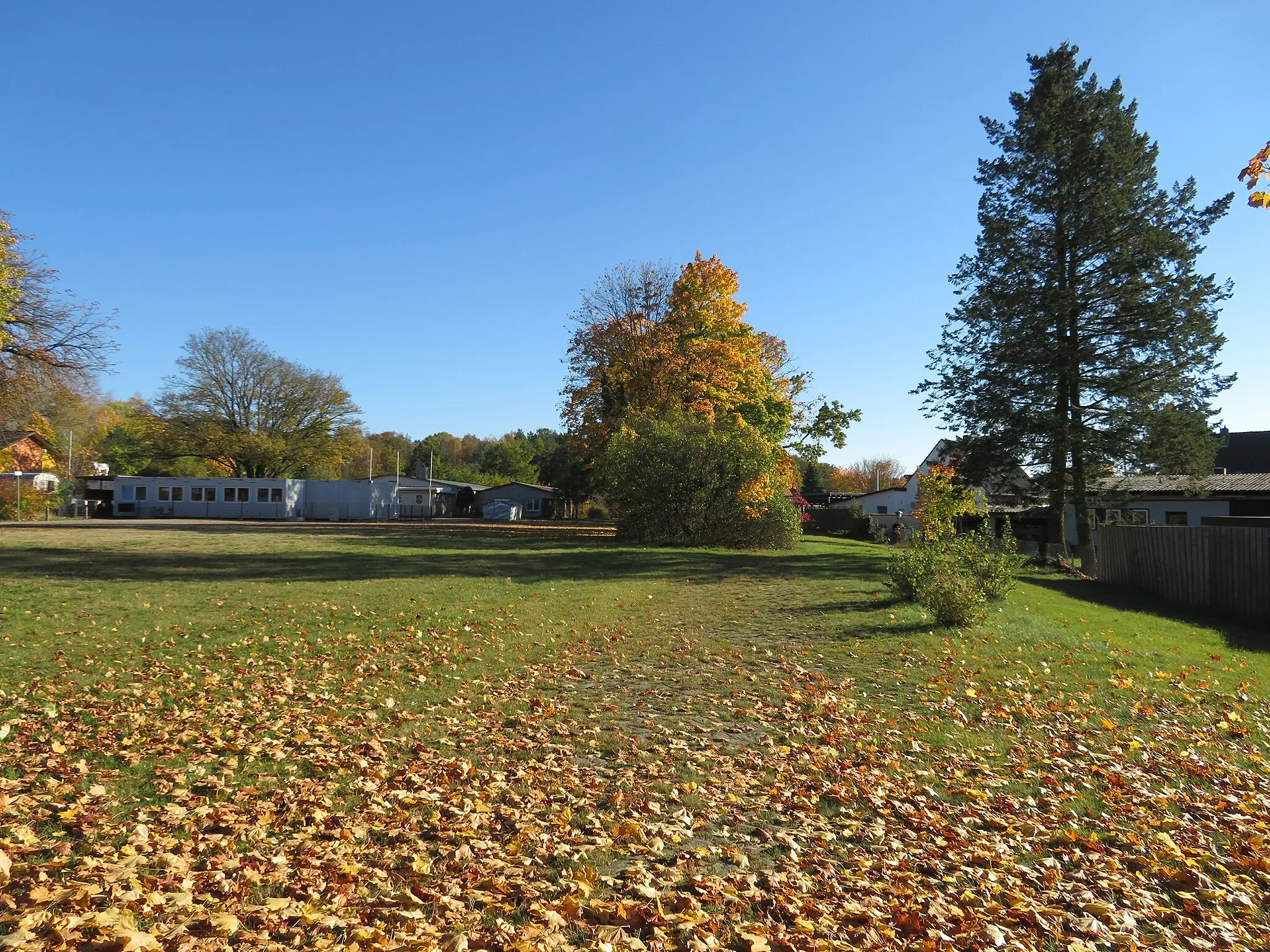 Photo showing: Former railway yard, Oldau, Hambühren near Celle, Lower Saxony, Germany