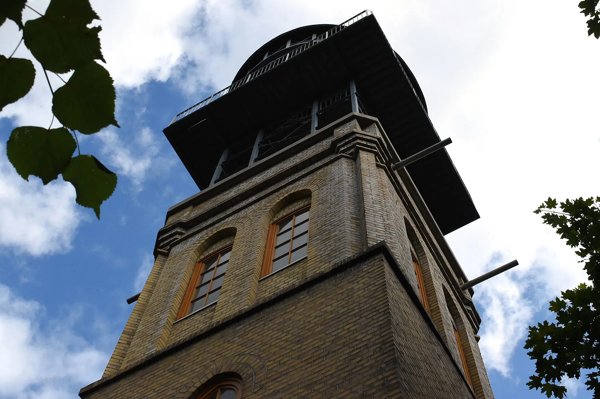 Photo showing: Oberer Teil des Gelben Turms in Hildesheim