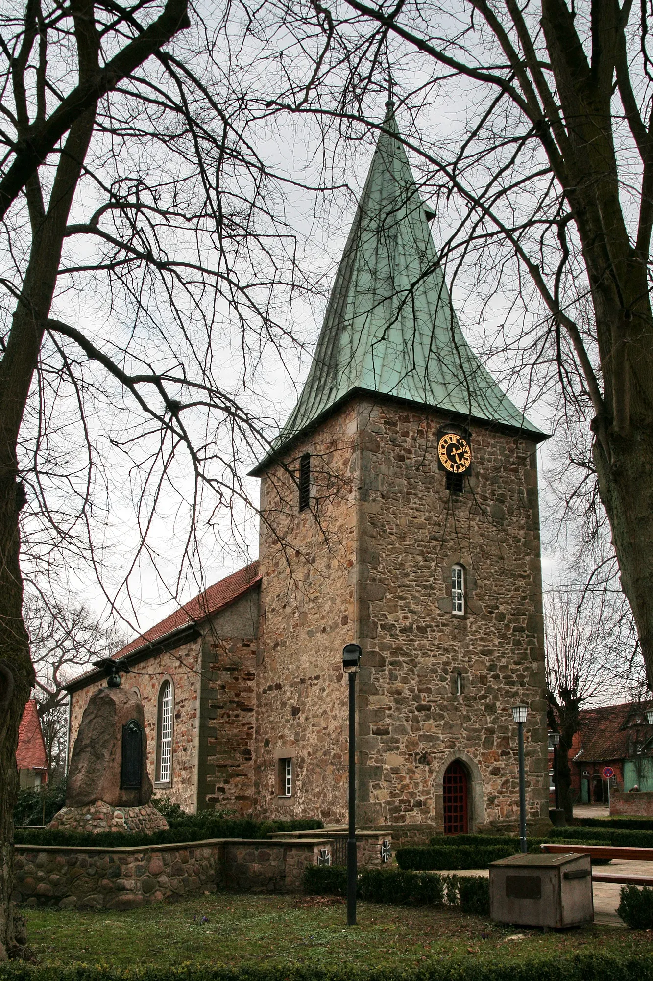 Photo showing: Dorfkirche in Luthe (Wunstorf), Niedersachsen, Deutschland