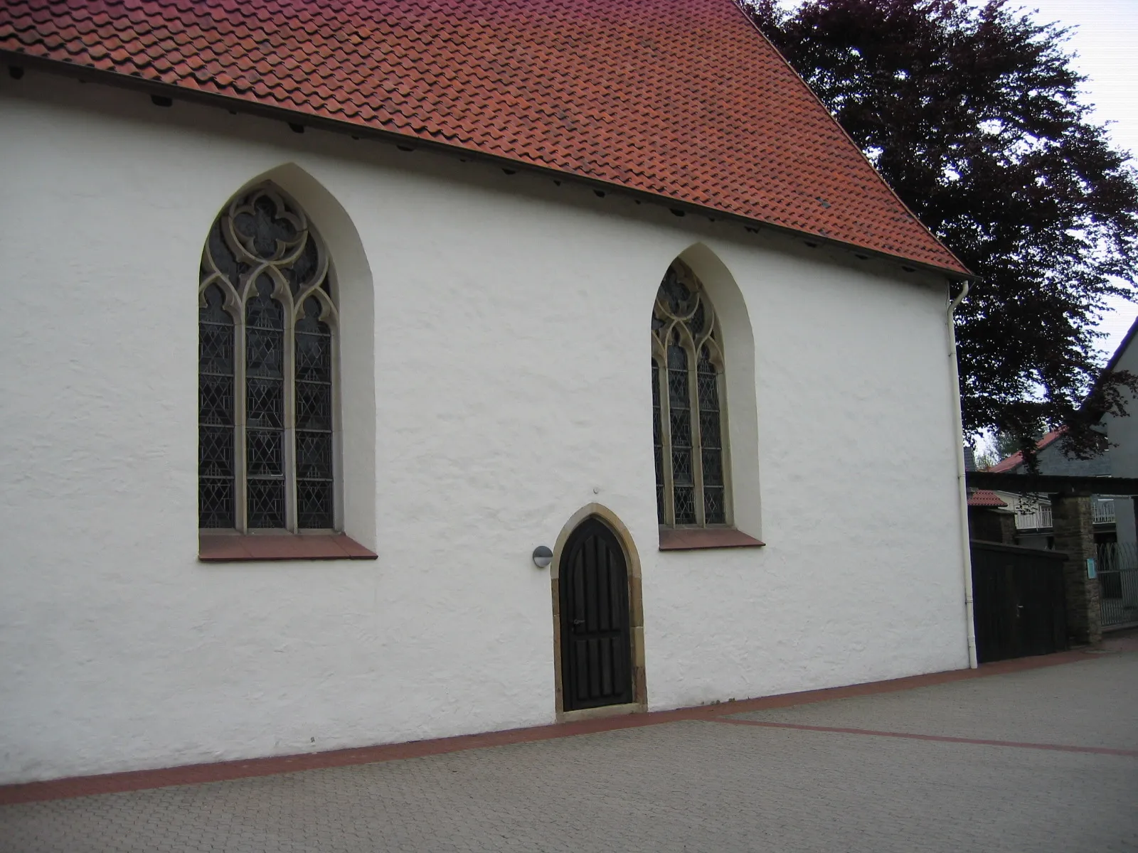 Photo showing: St. Steve church and former monastery of Segenstal in Vlotho, District of Herford, North Rhine-Westphalia, Germany.