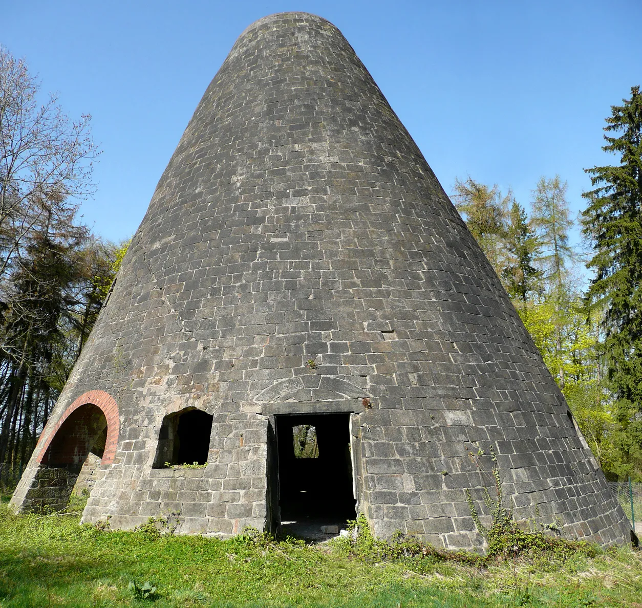 Photo showing: Glashüttenturm Steinkrug