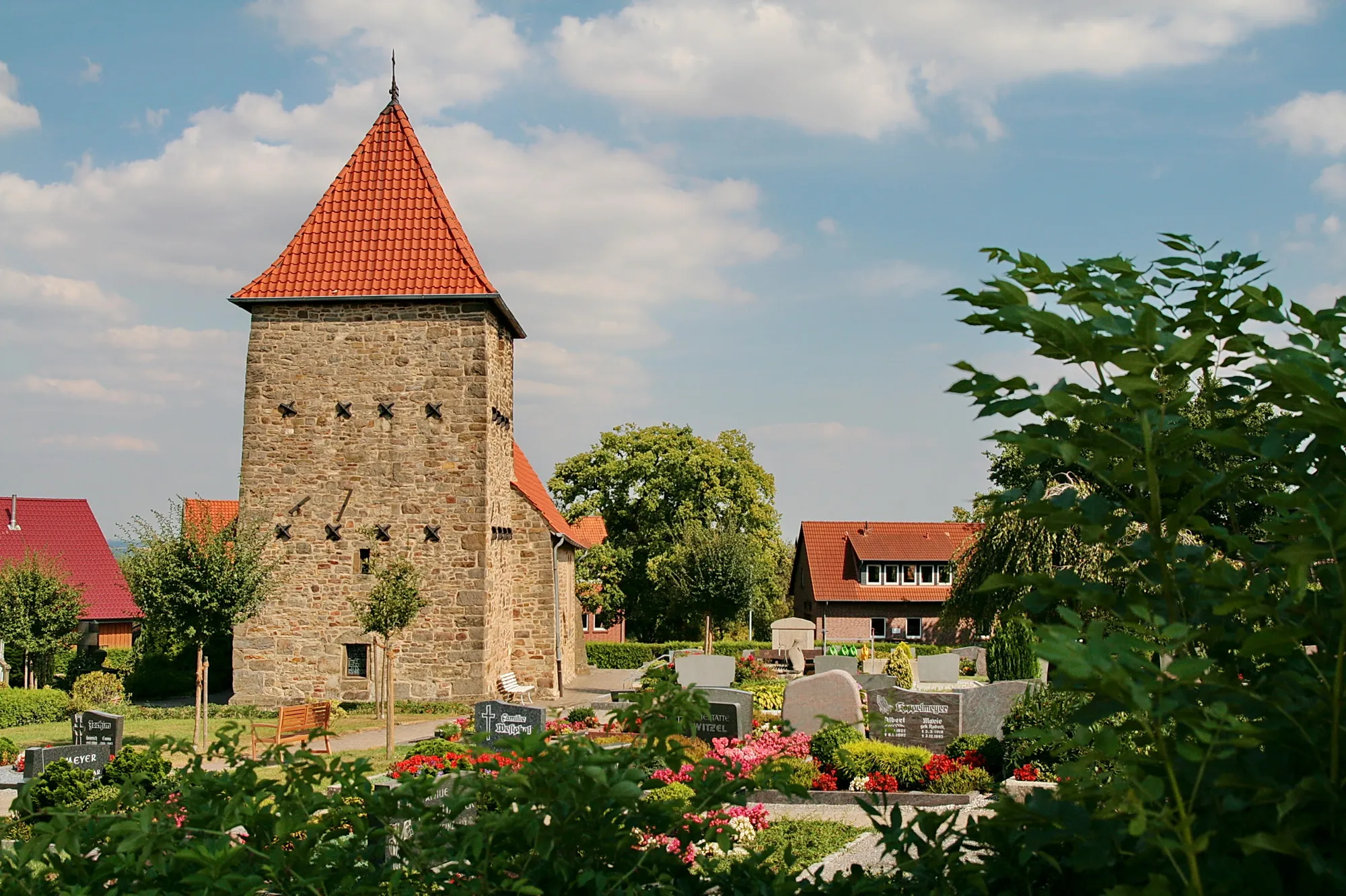 Photo showing: Kirche der Alexandri-Gemeinde in Bantorf (Barsinghausen), Niedersachsen, Deutschland