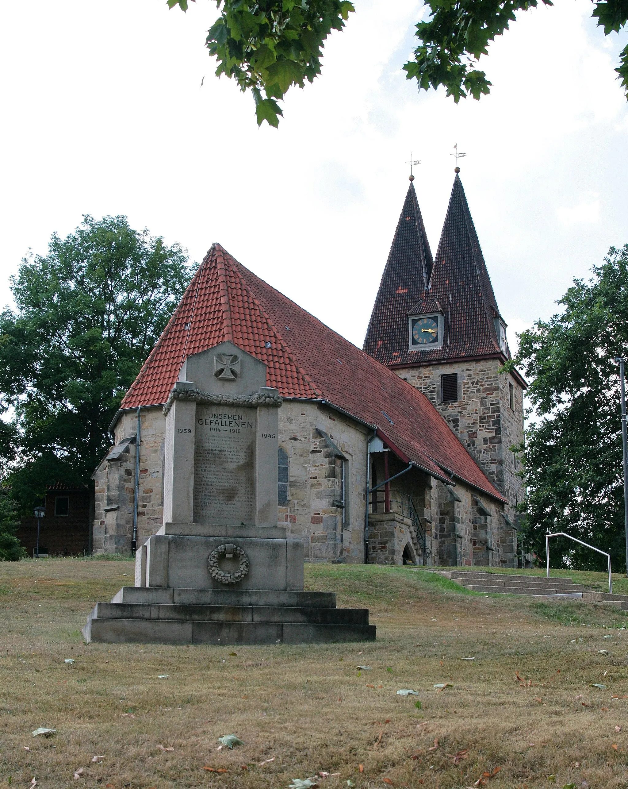 Photo showing: In Deutschland, Niedersachsen:

St. Thomas Kirche in Hohenbostel (Barsinghausen)