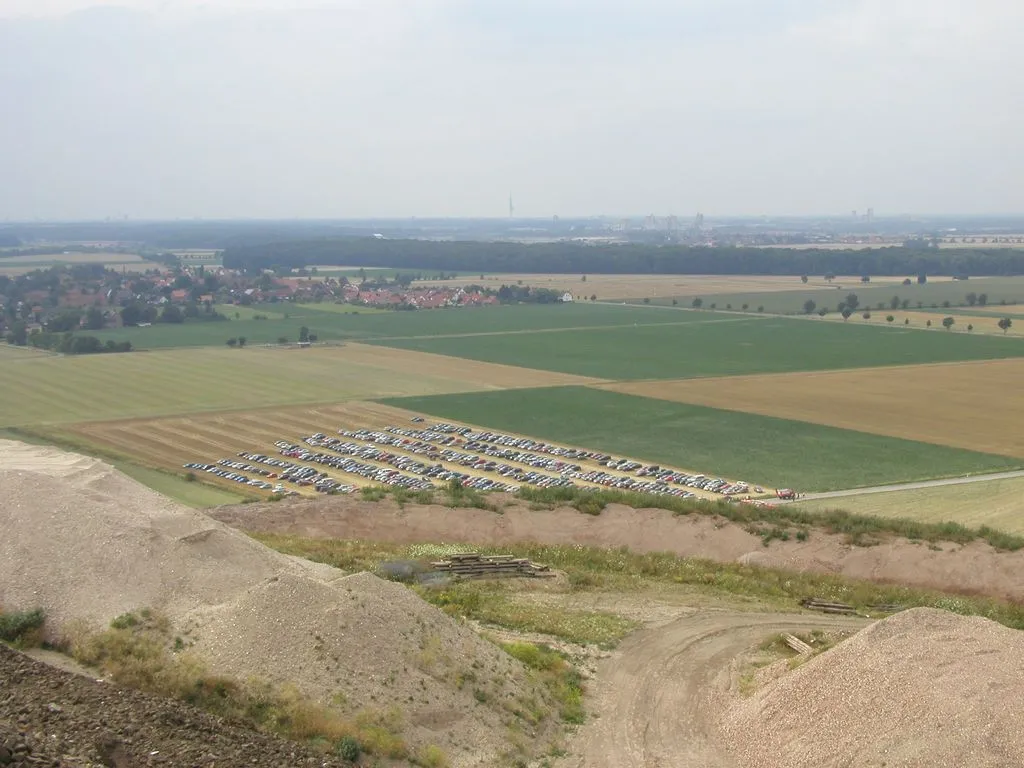 Photo showing: Sehnder Bergfest. Blick Richtung Hannover.