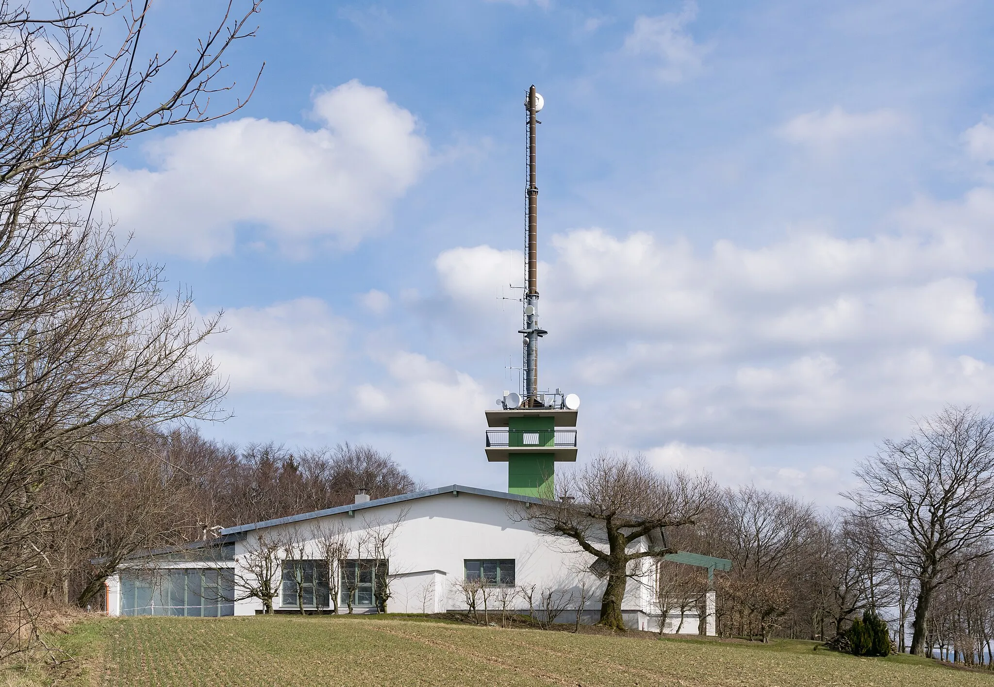 Photo showing: Sende- und Aussichtsturm Hohe Asch in Extertal