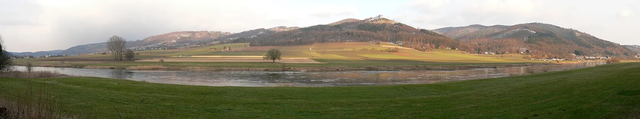 Photo showing: Weser zwischen Bodenwerder und Rühle