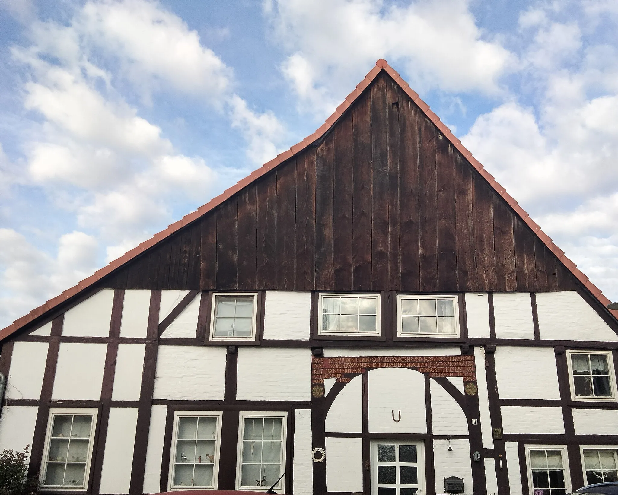Photo showing: Holzhausen village centre, Bad Pyrmont, Lower Saxony, Germany