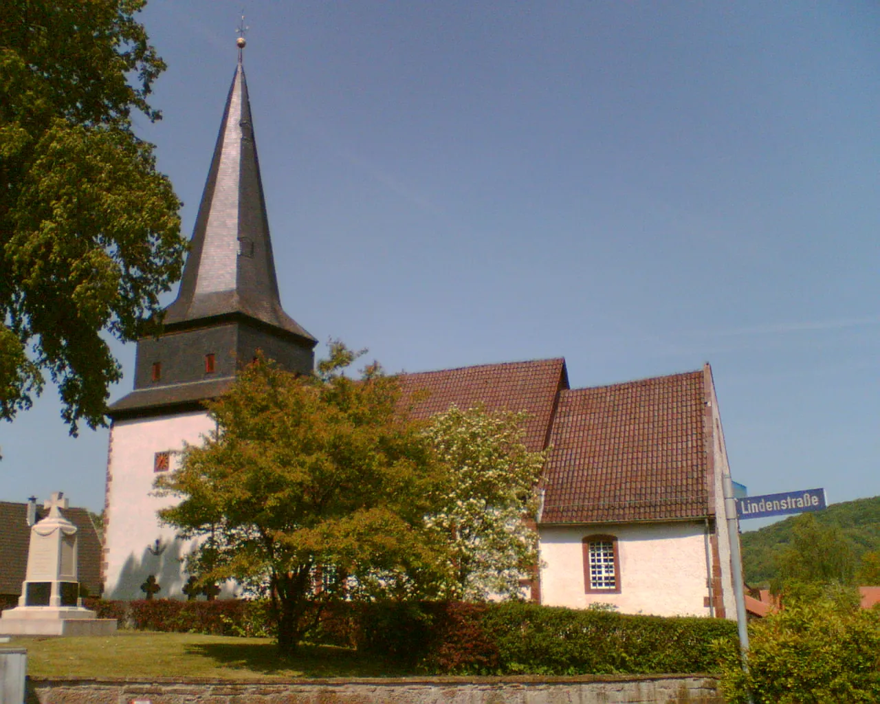 Photo showing: church in Mackensen nearby Dassel Germany