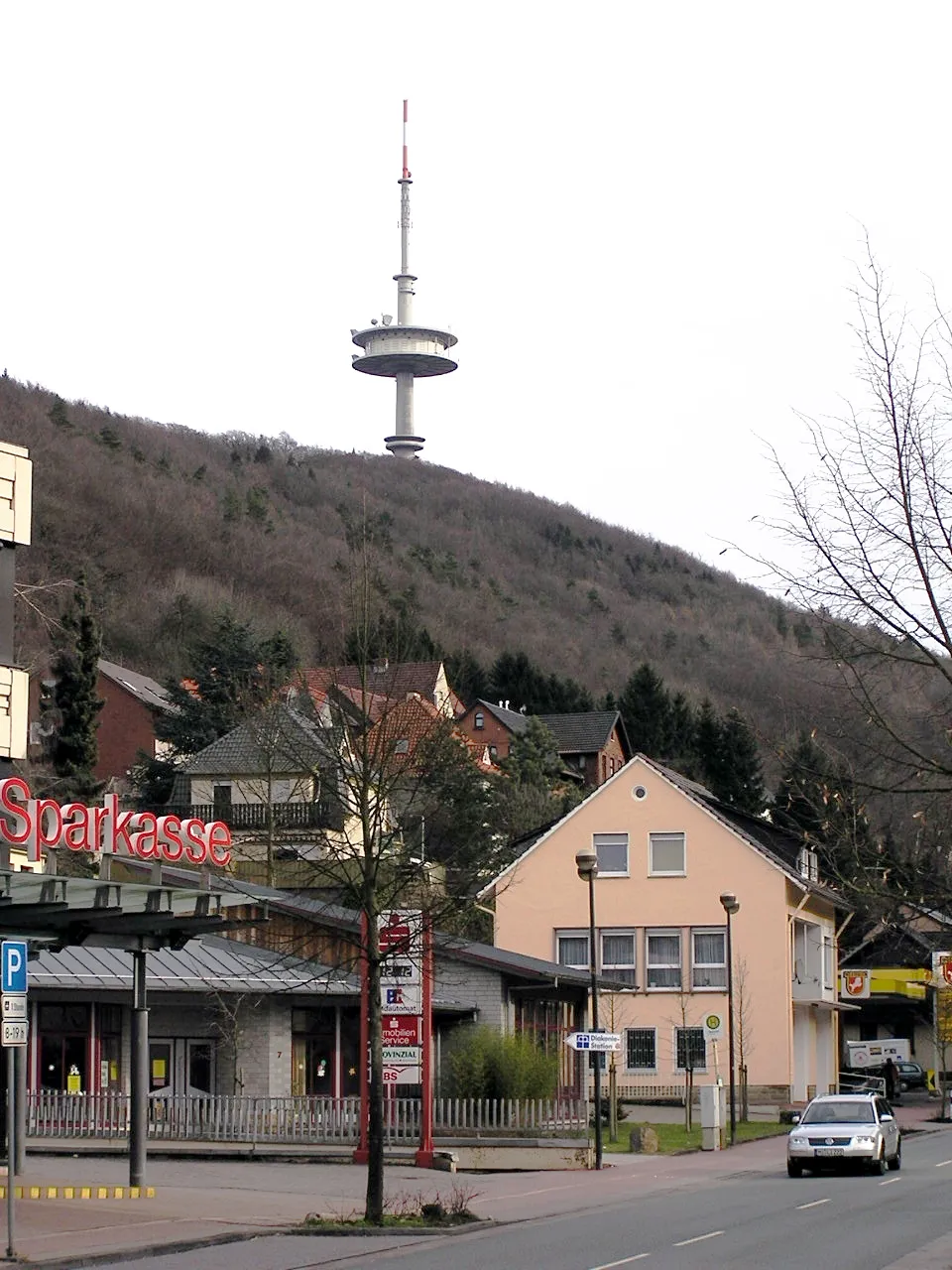 Photo showing: Porta Westfalica: Fernsehturm Jacobsberg
en:Image:Jakobsberg Telecommunication Tower.jpg