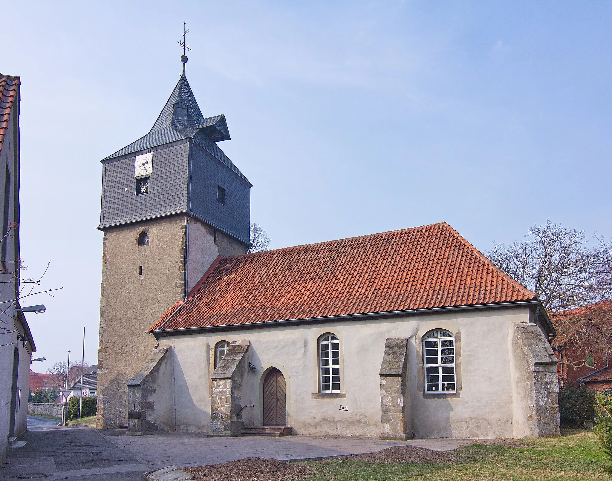 Photo showing: St.Nicolai-Kirche in Alferde (Springe), Niedersachsen, Deutschland.