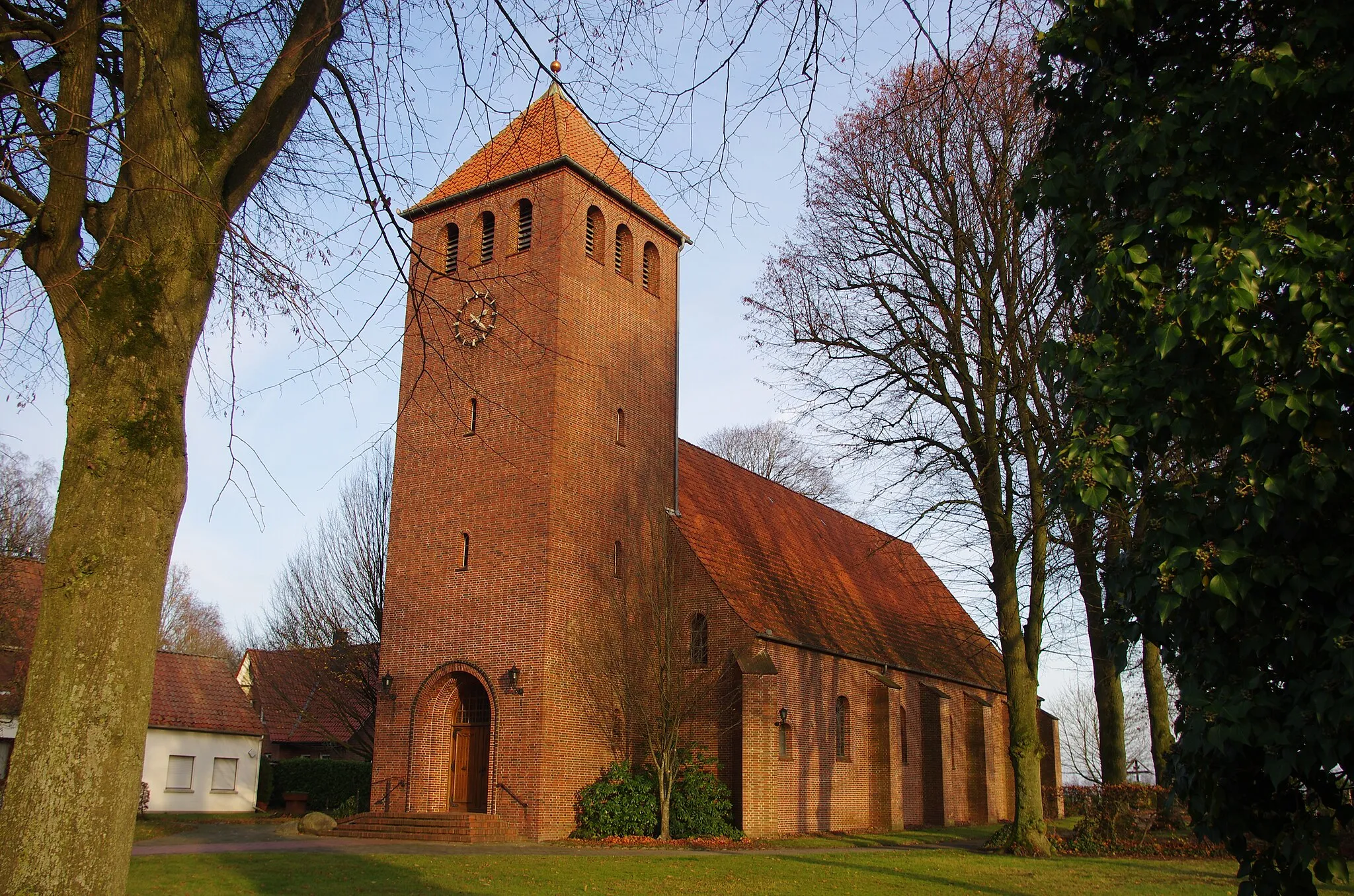 Photo showing: Die St.- Marien- Kirche in Altenmarhorst, Twistringen