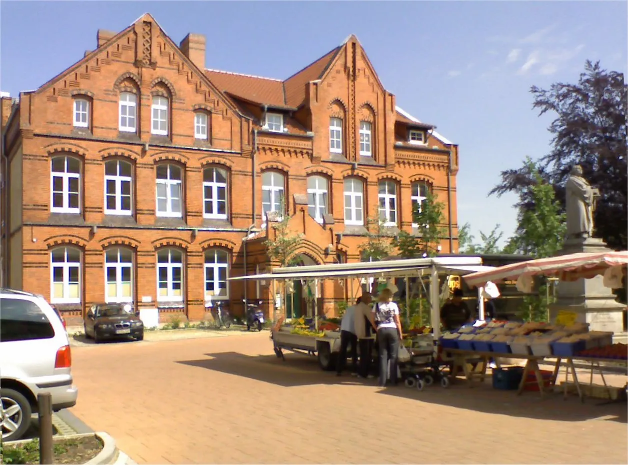 Photo showing: Der Marktplatz in Elze (Leine)