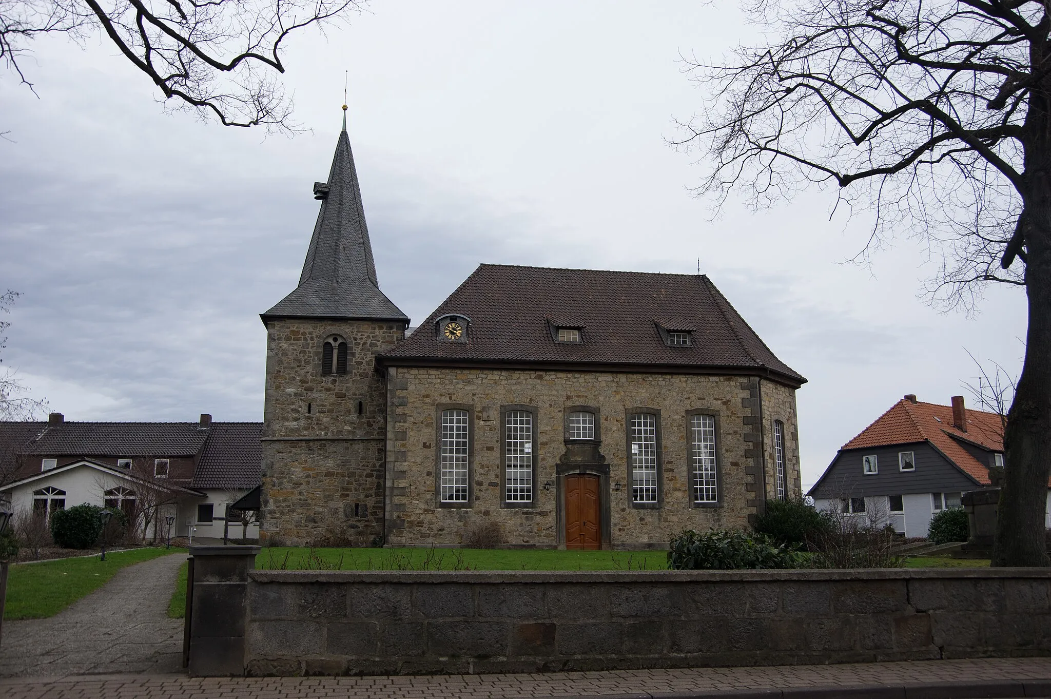 Photo showing: Elze, Ortsteil Mehle in Niedersachsen. Die Urbanuskirche steht unter Denkmalschutz.