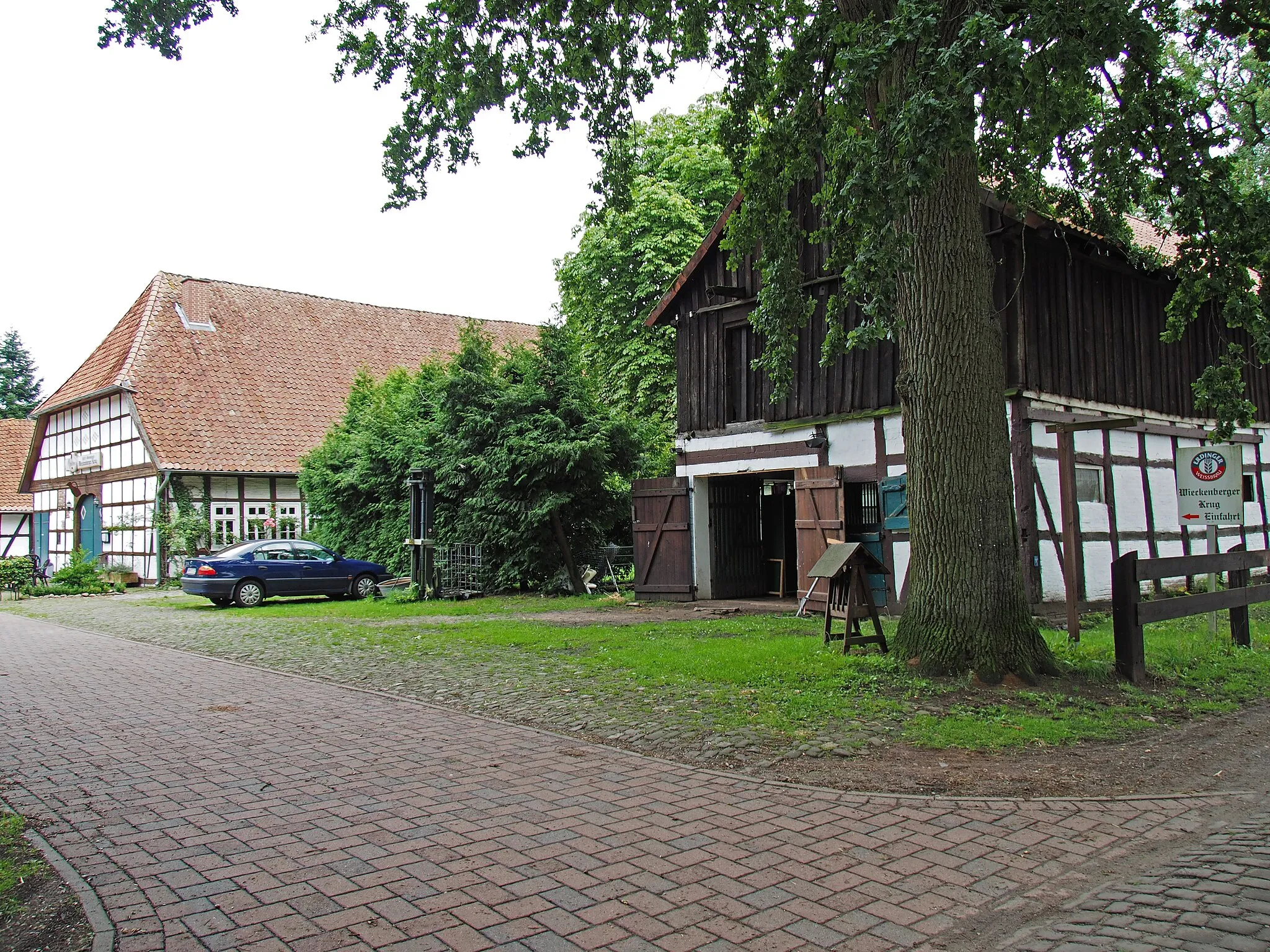 Photo showing: Denkmalgeschützter Bauernhof in Wieckenberg, Gemeinde Wietze (Niedersachsen)
