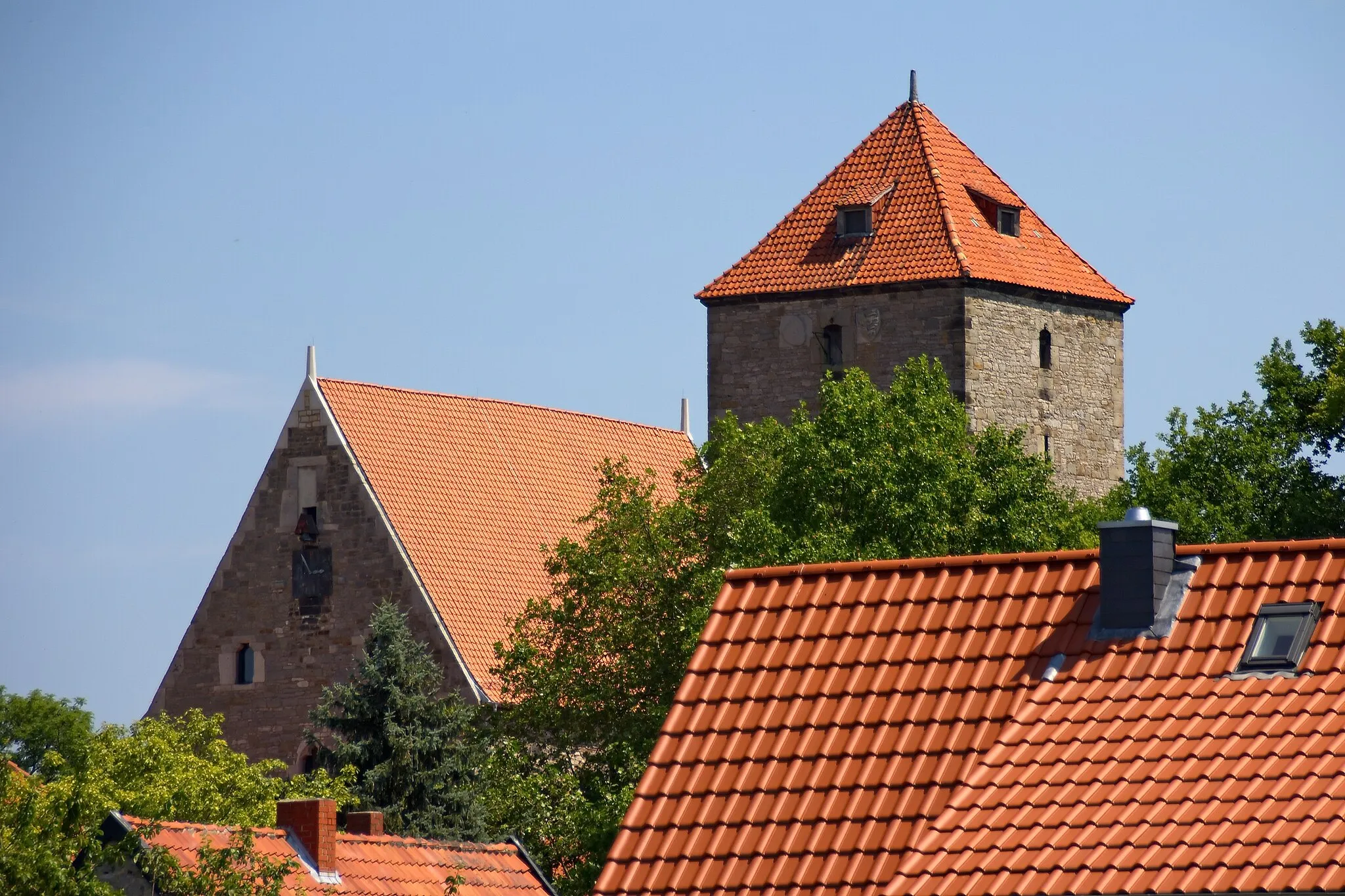 Photo showing: Die Marienburg ist eine spätmittelalterliche Wasserburg von 1349 im Ort Marienburg (Hildesheim)