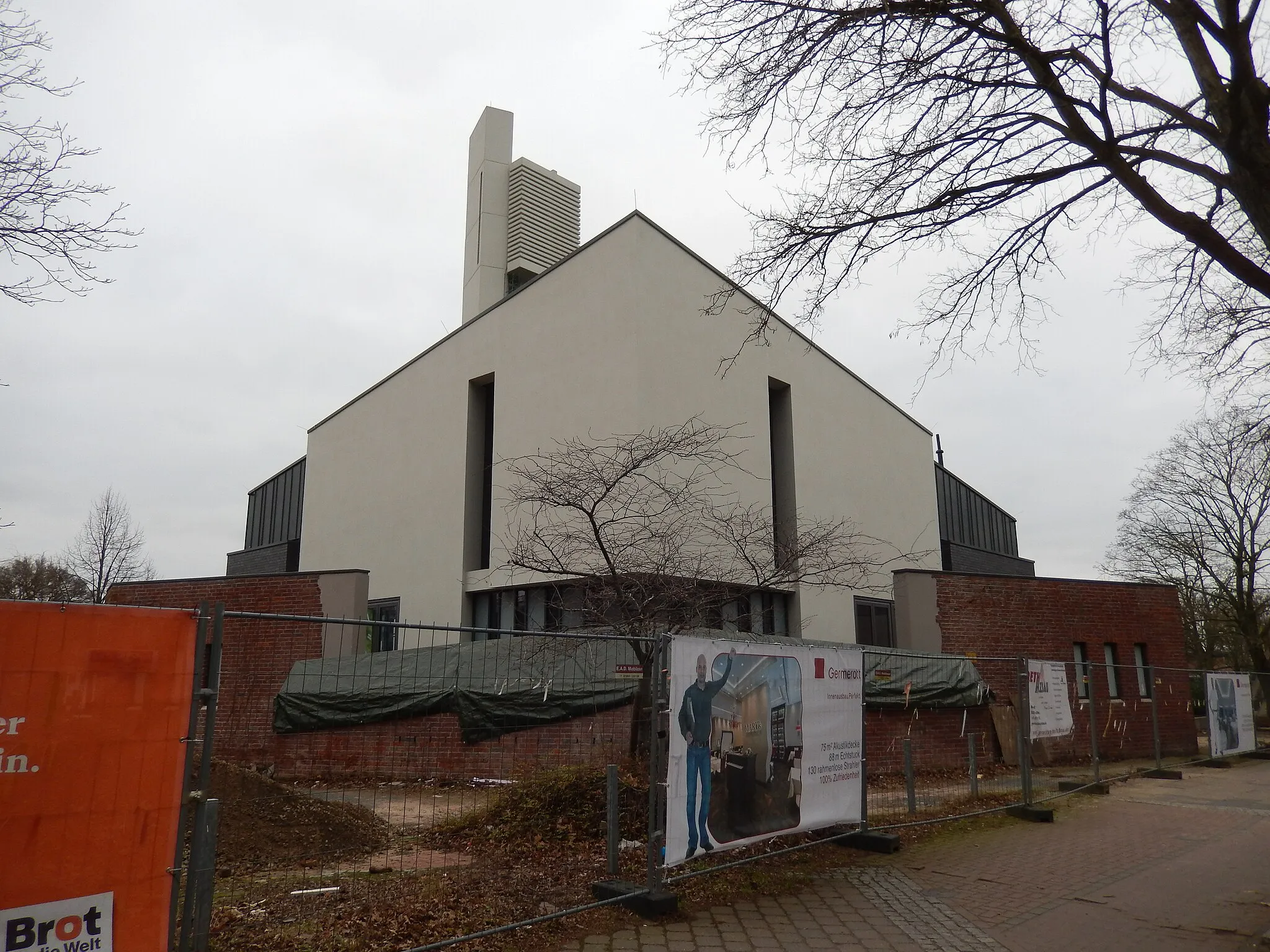 Photo showing: Willehadi-Kirche in Garbsen, Neubau, Zustand Dezember 2016